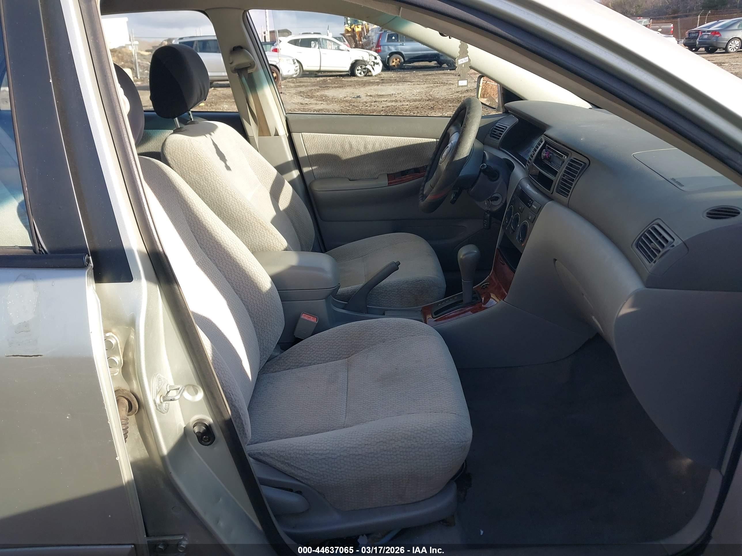TOYOTA COROLLA image 5