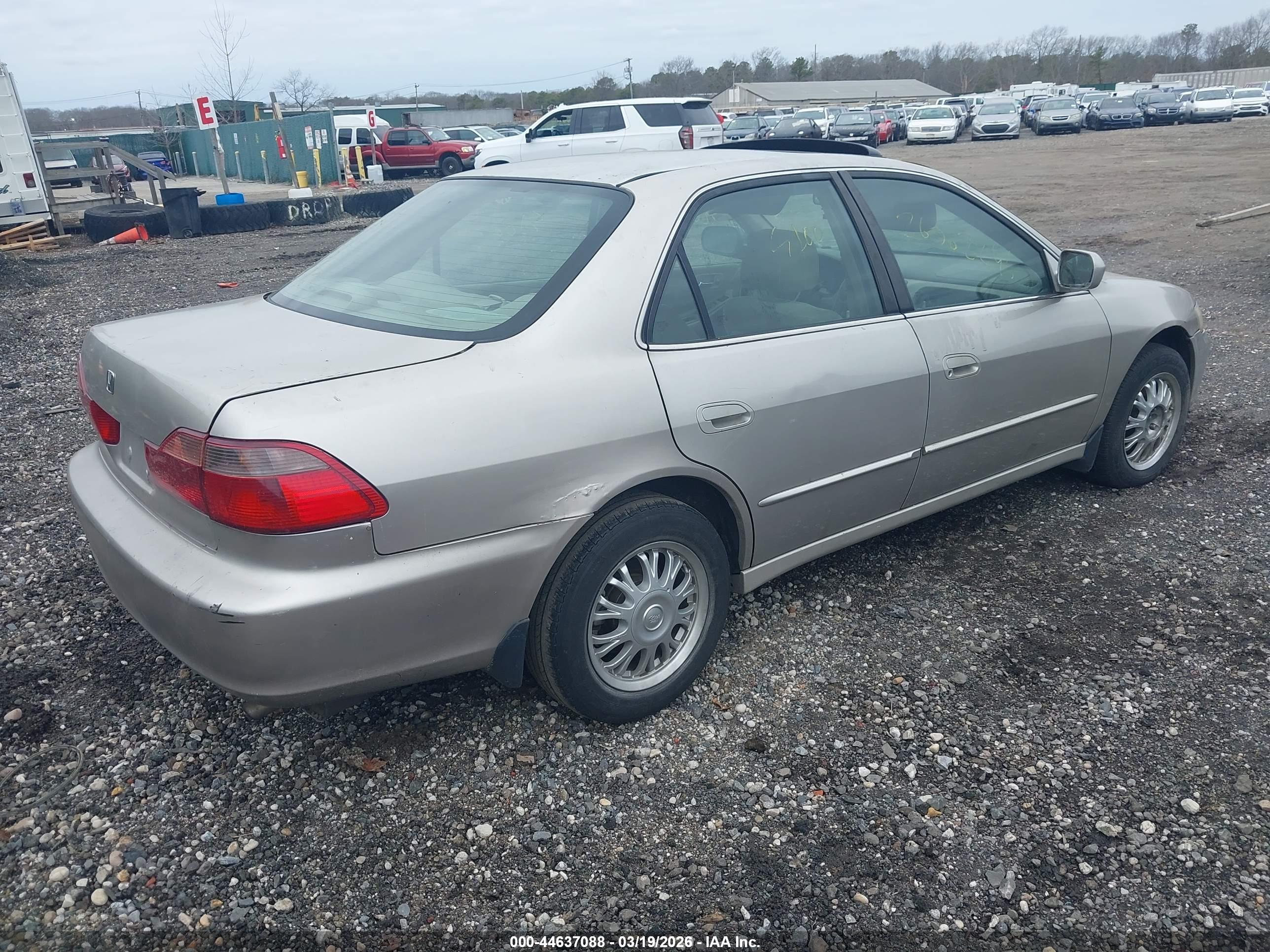 HONDA ACCORD image 4