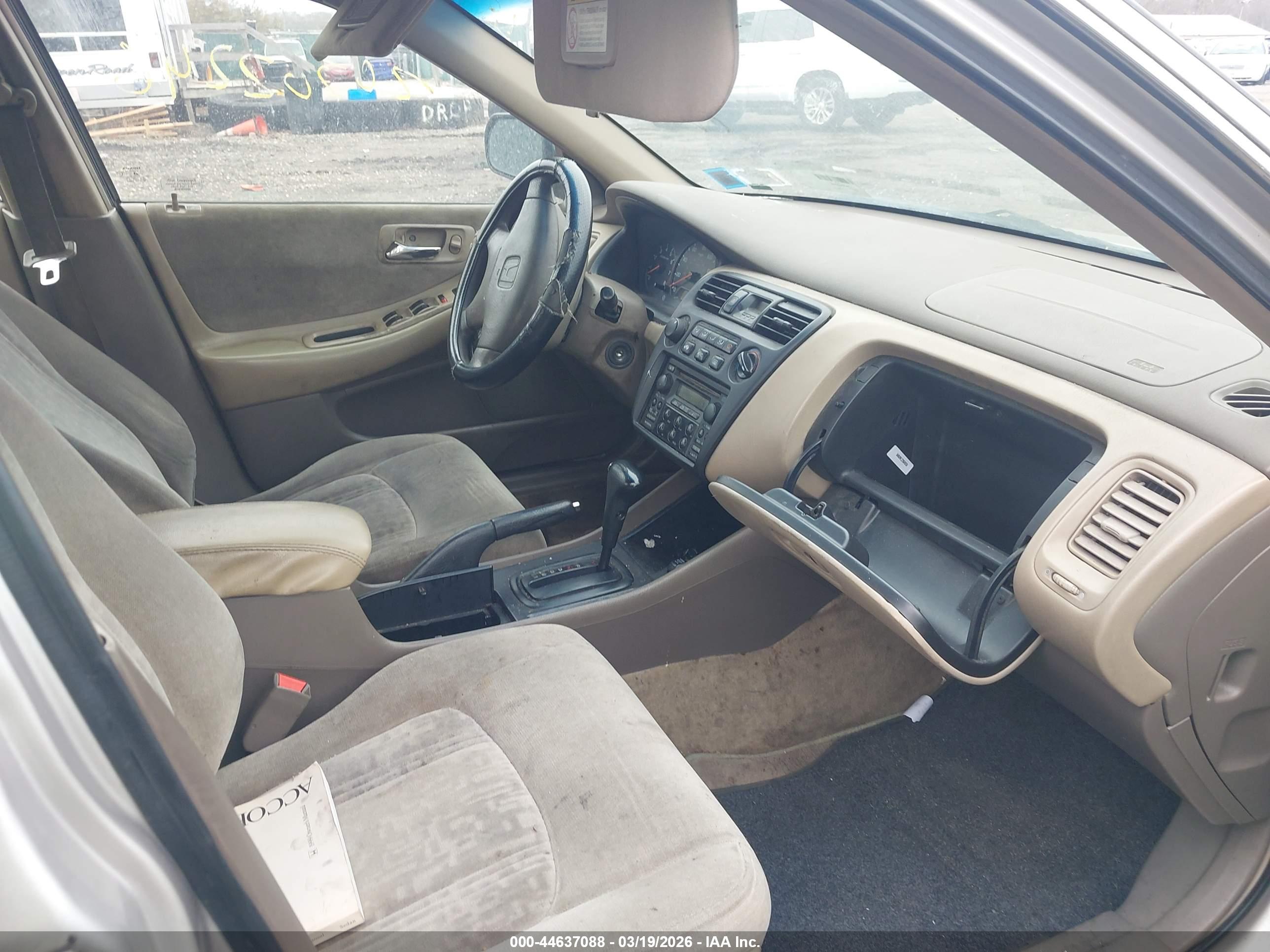 HONDA ACCORD image 5
