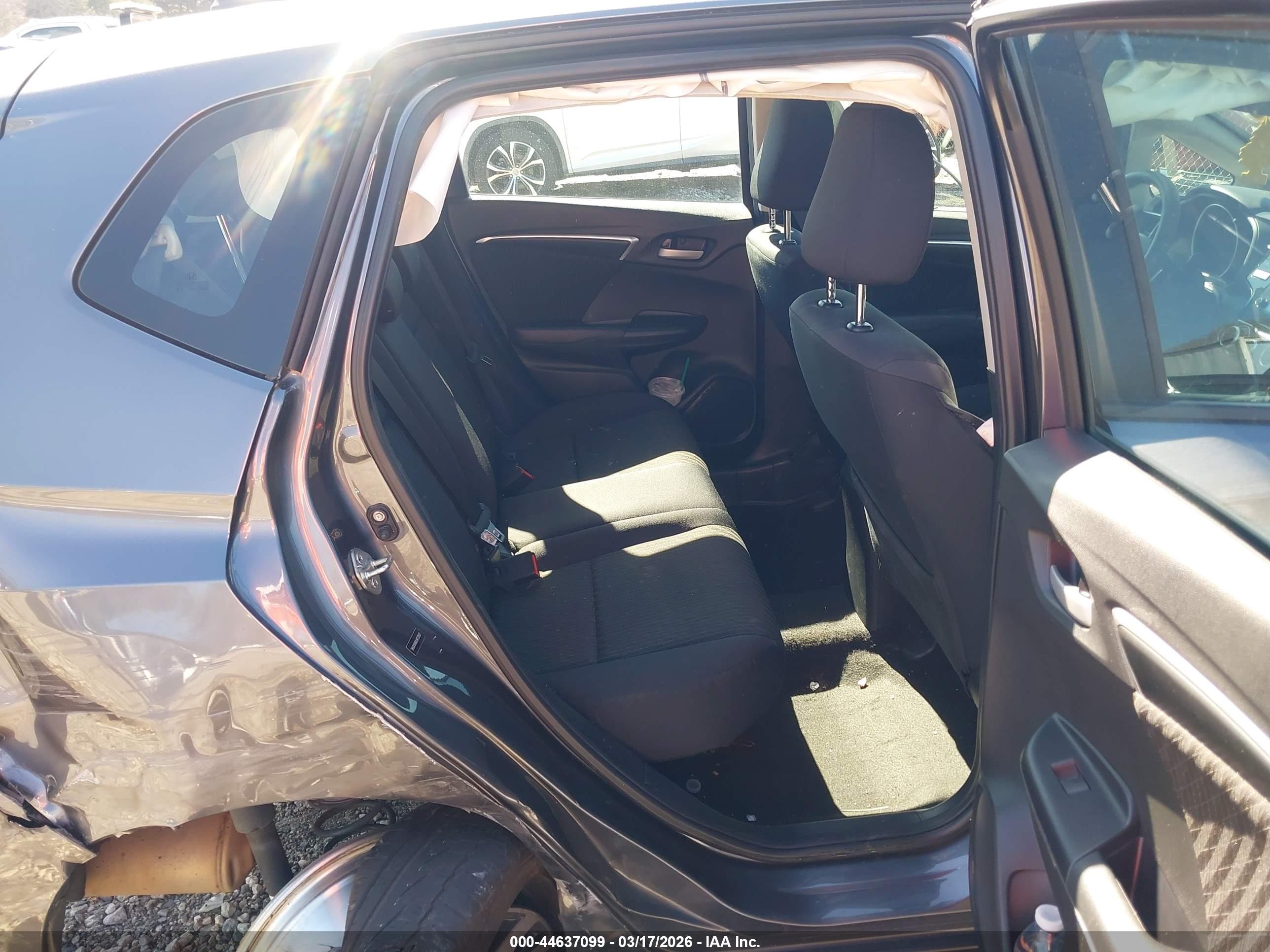 HONDA FIT image 8