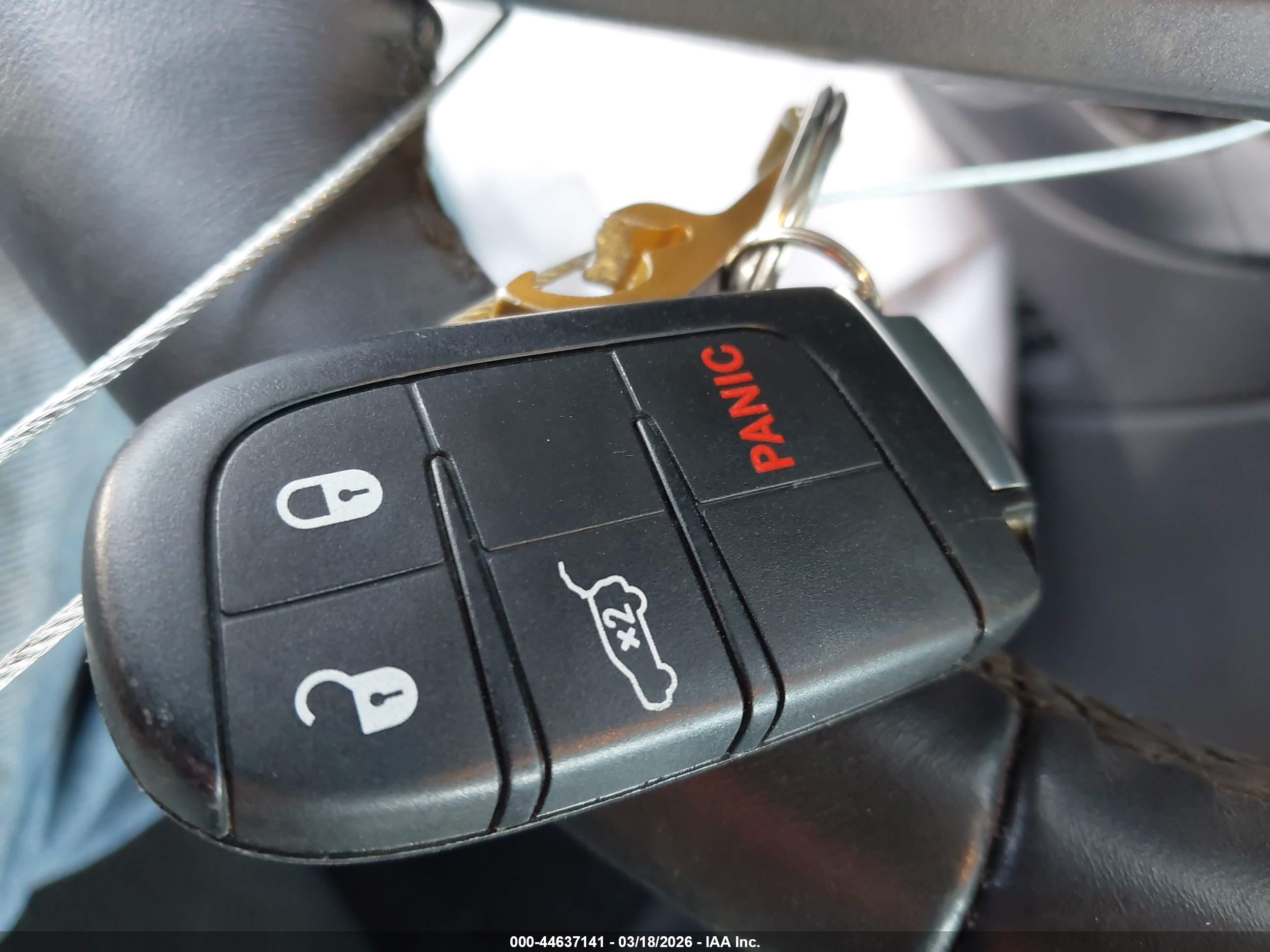 JEEP GRAND image 11