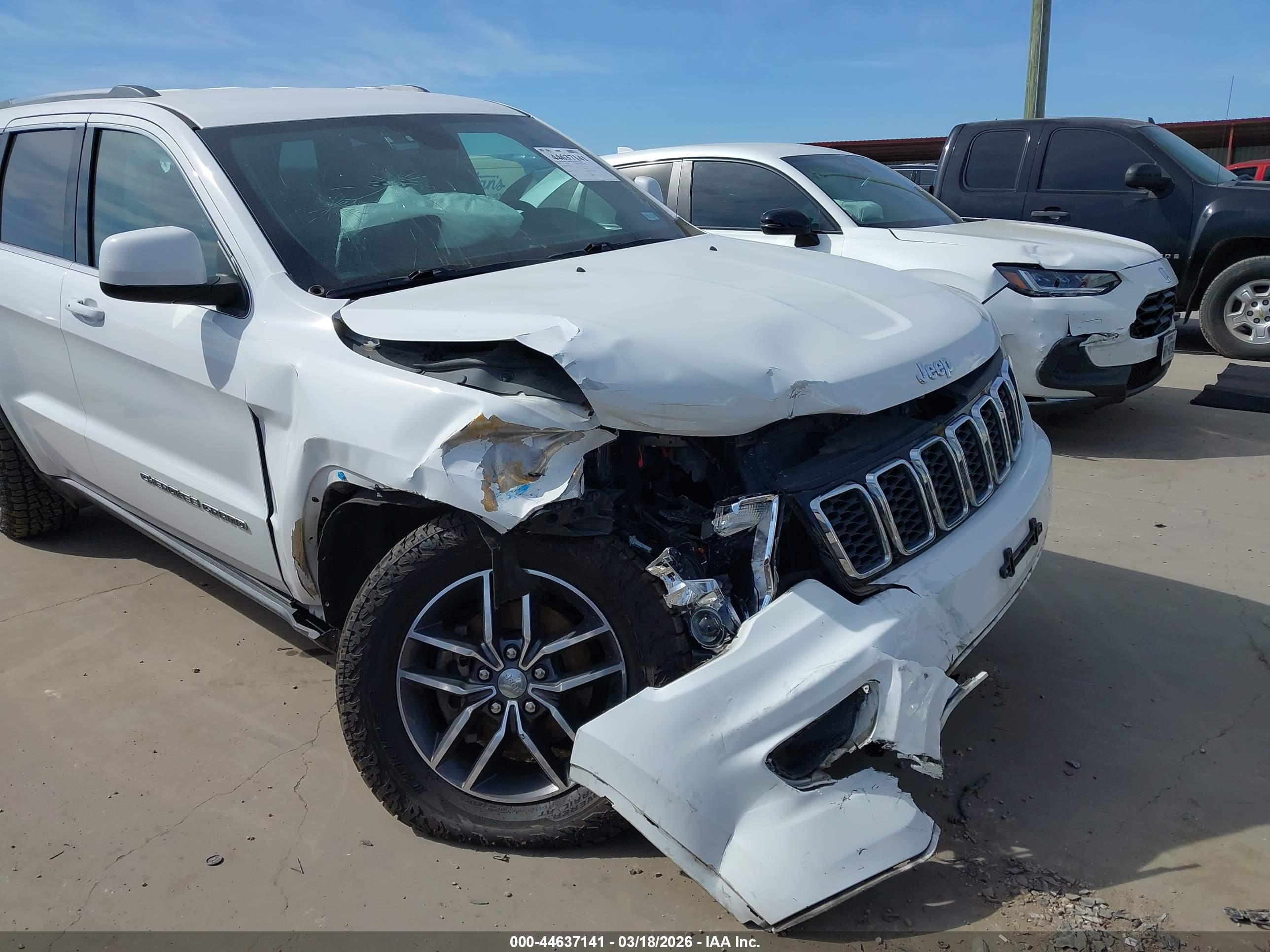 JEEP GRAND image 6