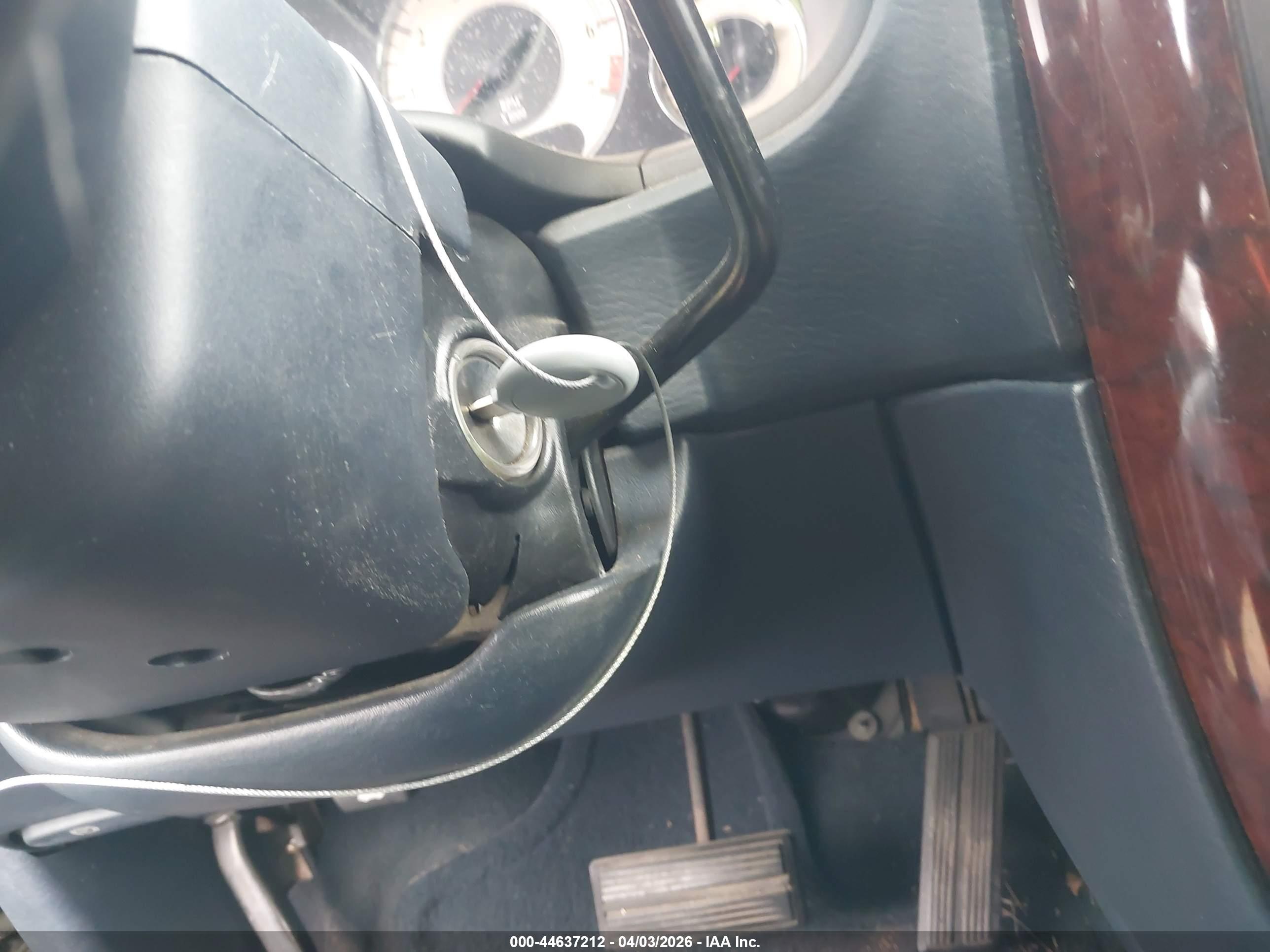 CHRYSLER TOWN image 11