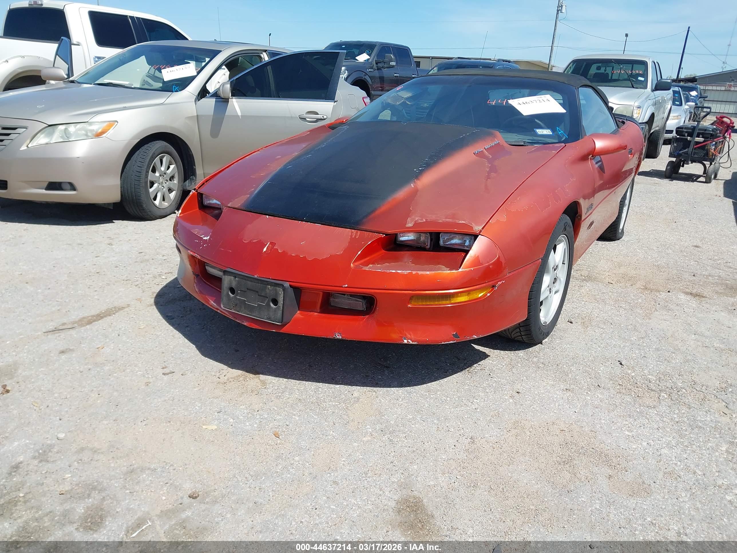 CHEVROLET CAMARO image 2