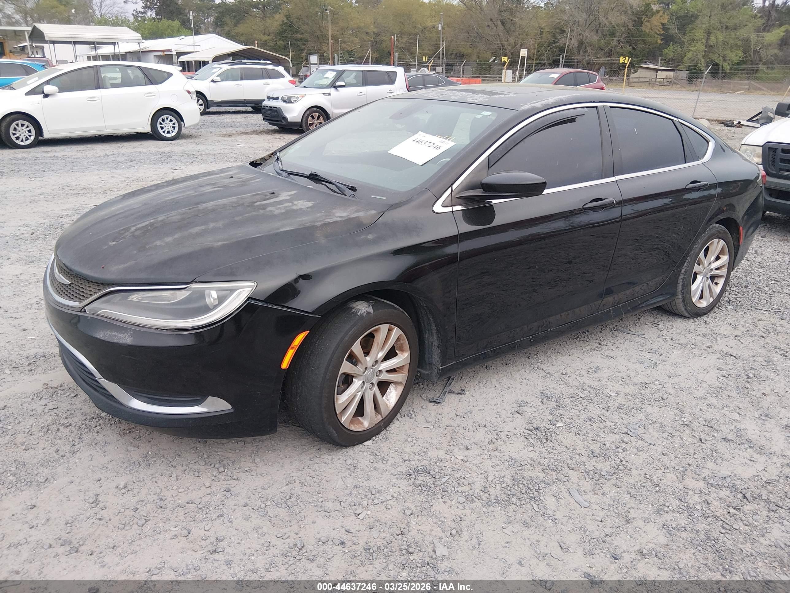 CHRYSLER 200 image 2