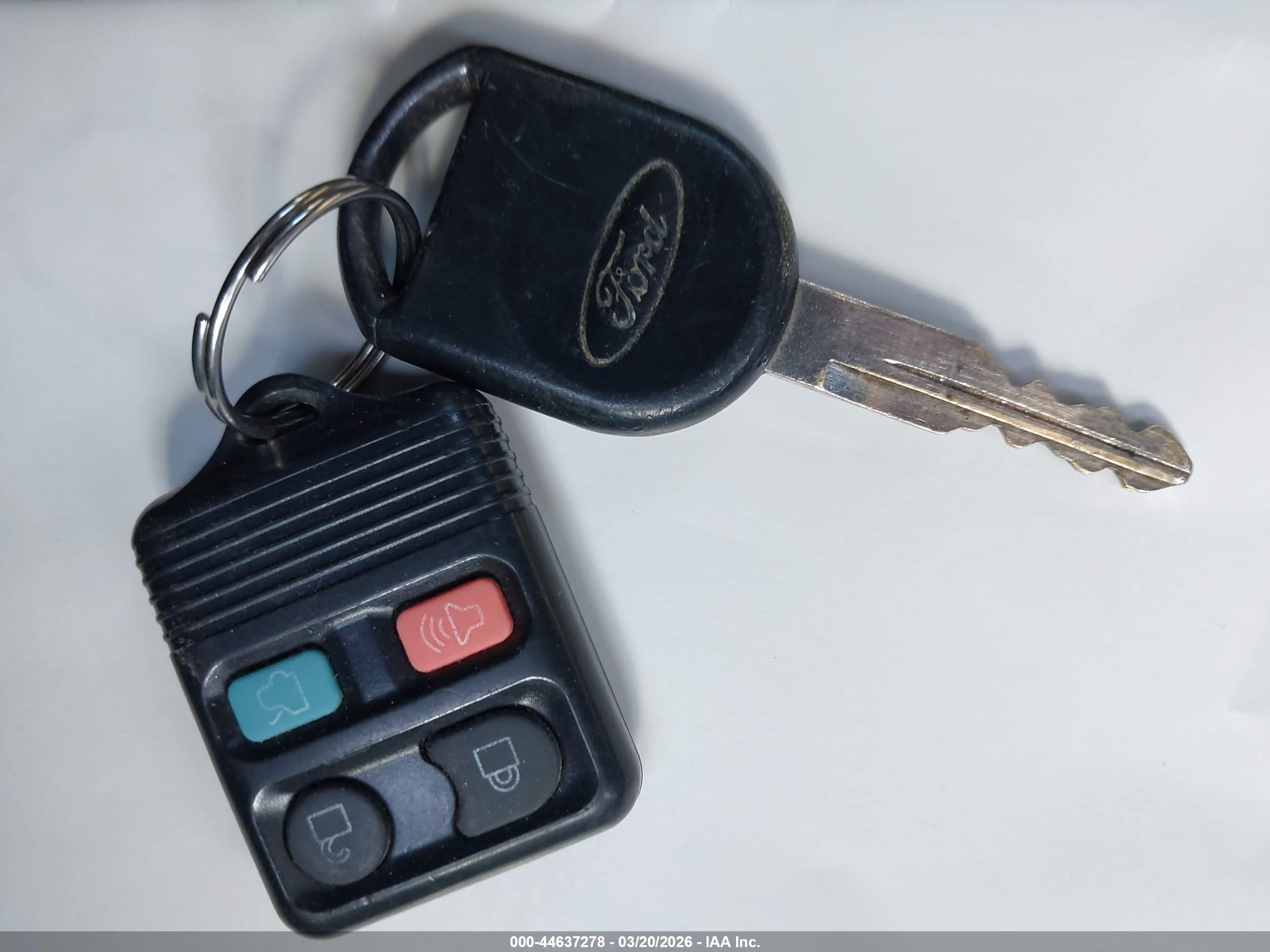 FORD FOCUS image 11