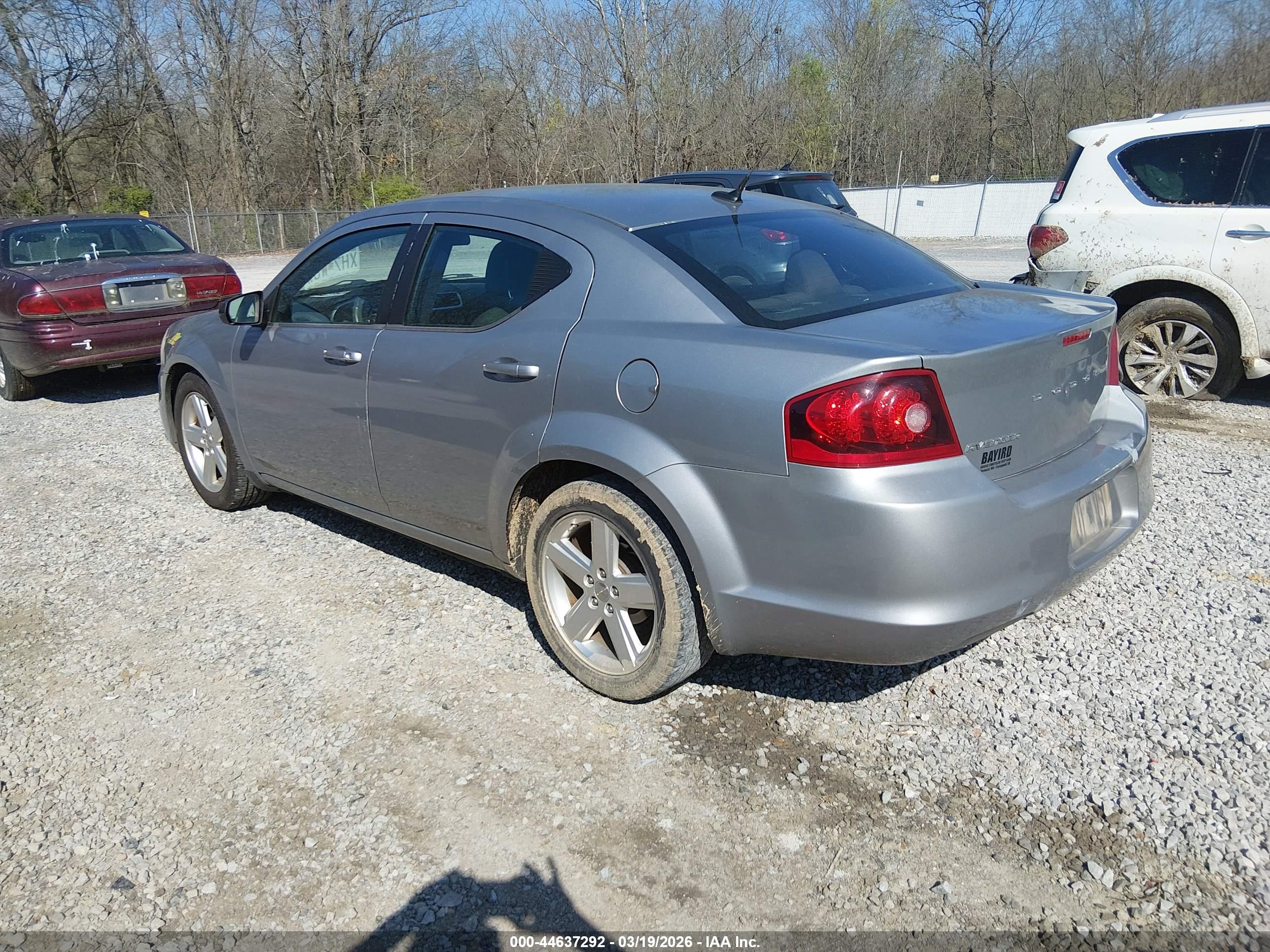 DODGE AVENGER image 3