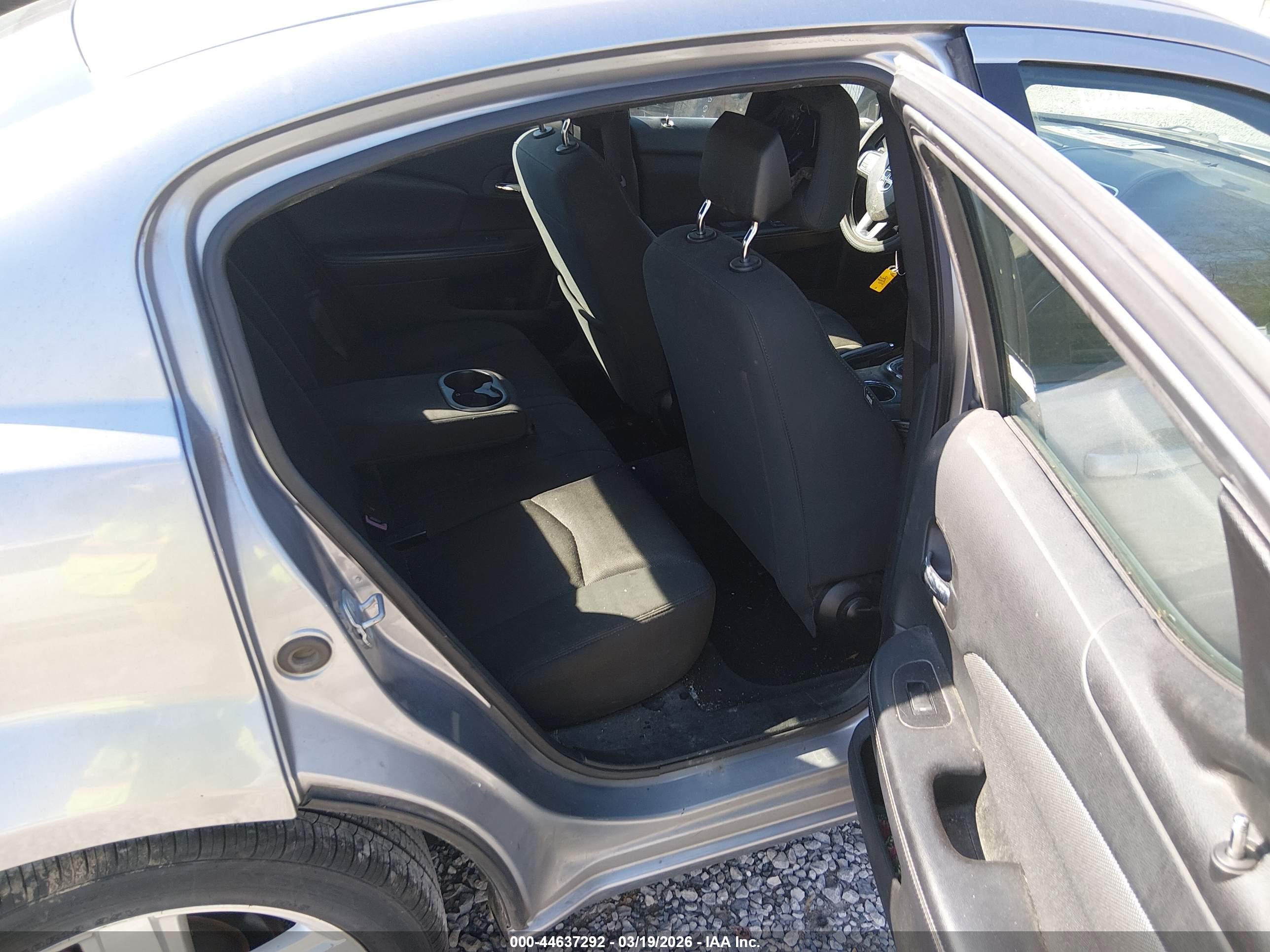 DODGE AVENGER image 8