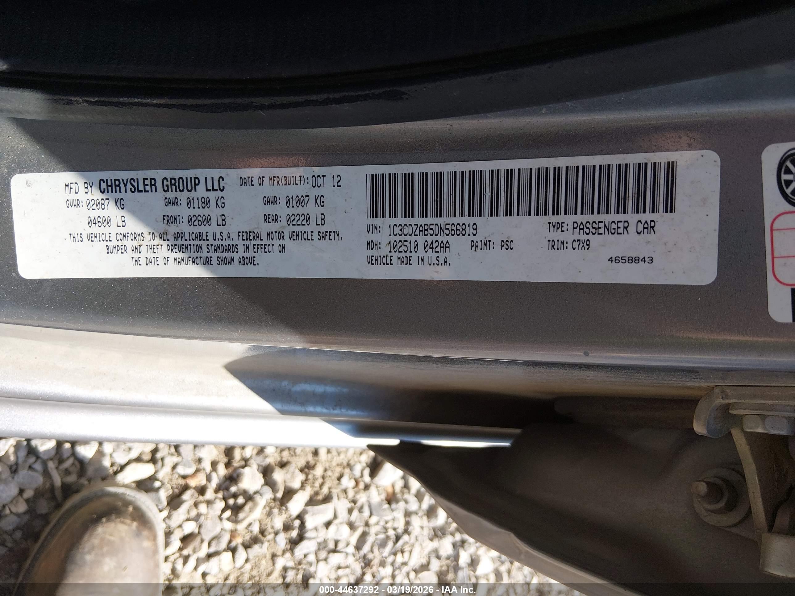 DODGE AVENGER image 9