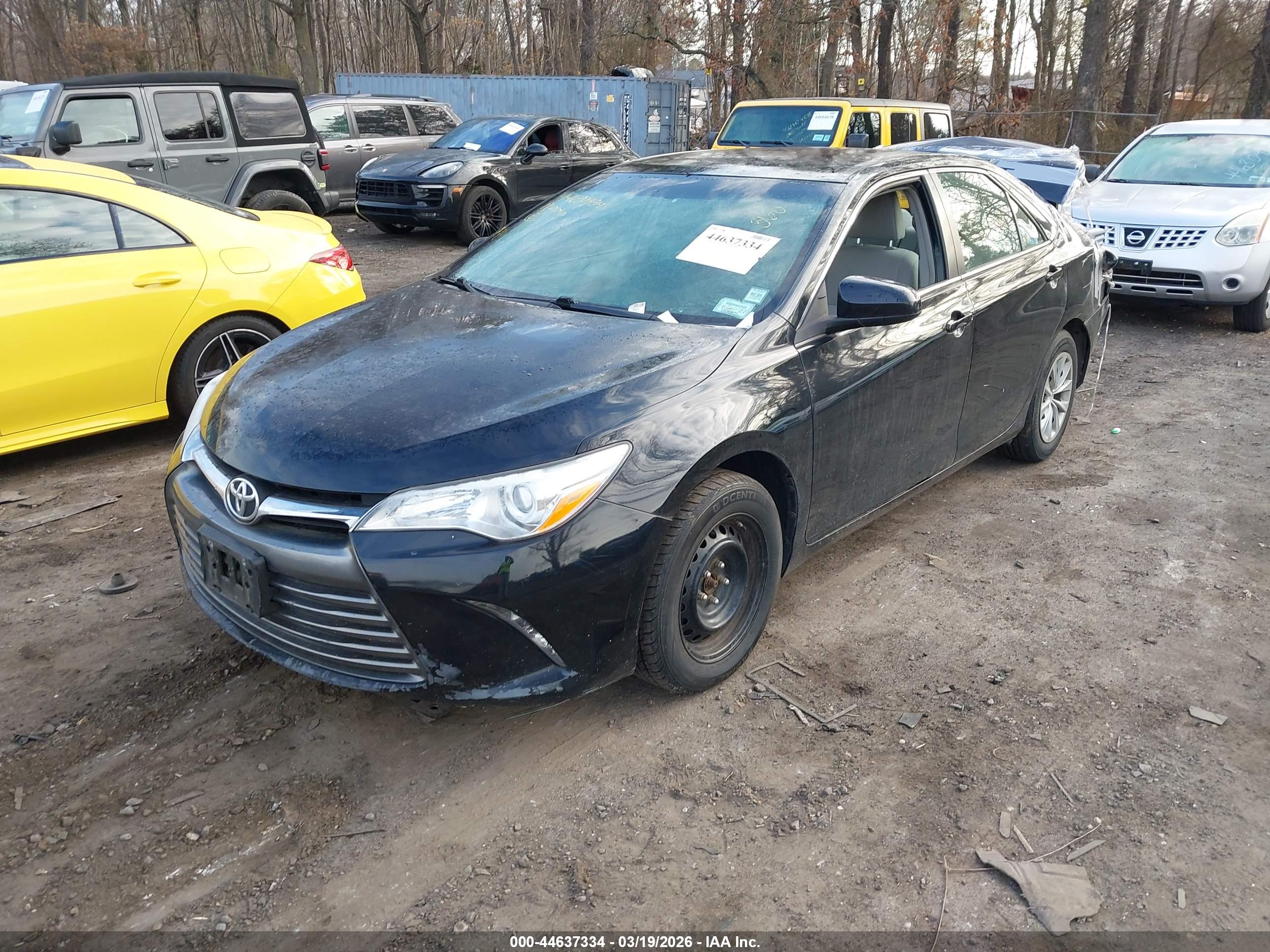 TOYOTA CAMRY image 2