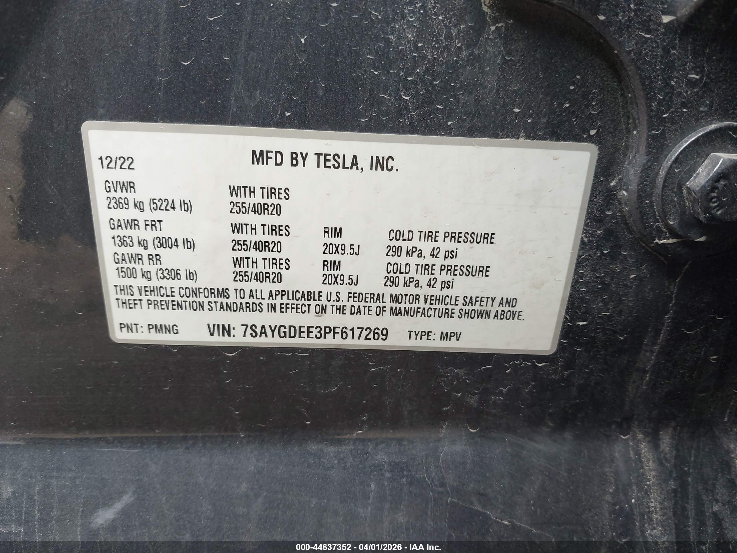TESLA MODEL image 9