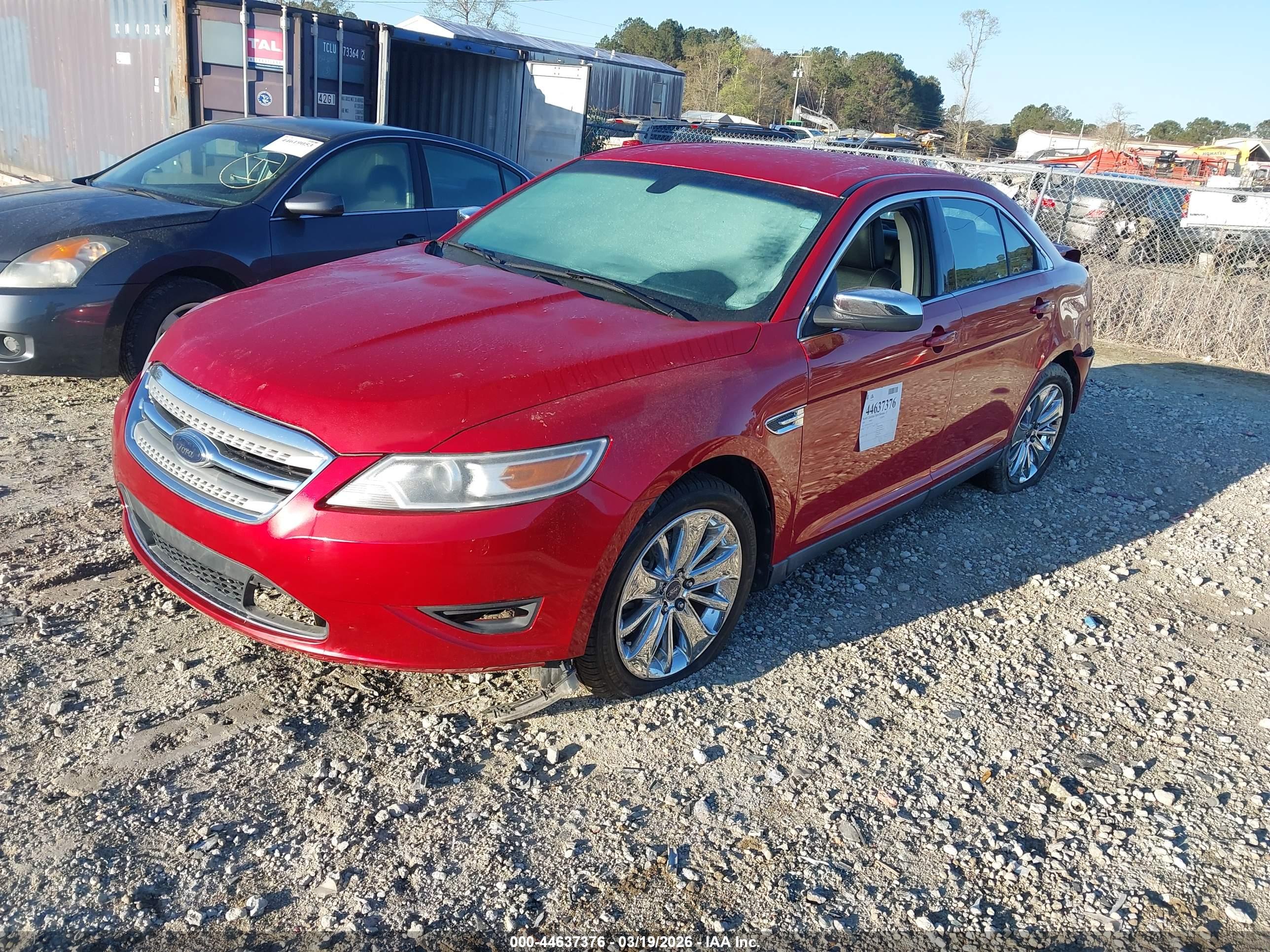 FORD TAURUS image 2