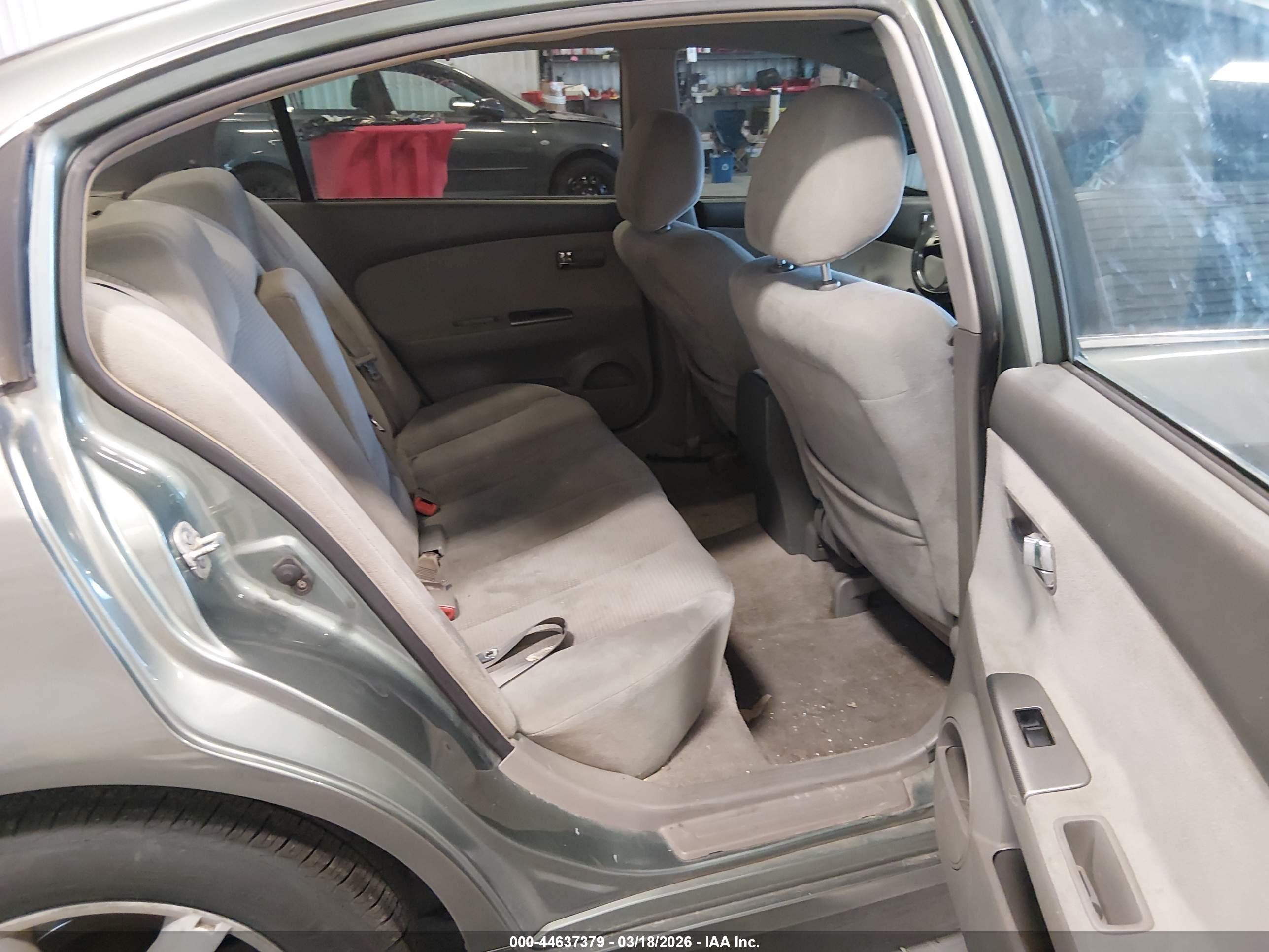 NISSAN ALTIMA image 8