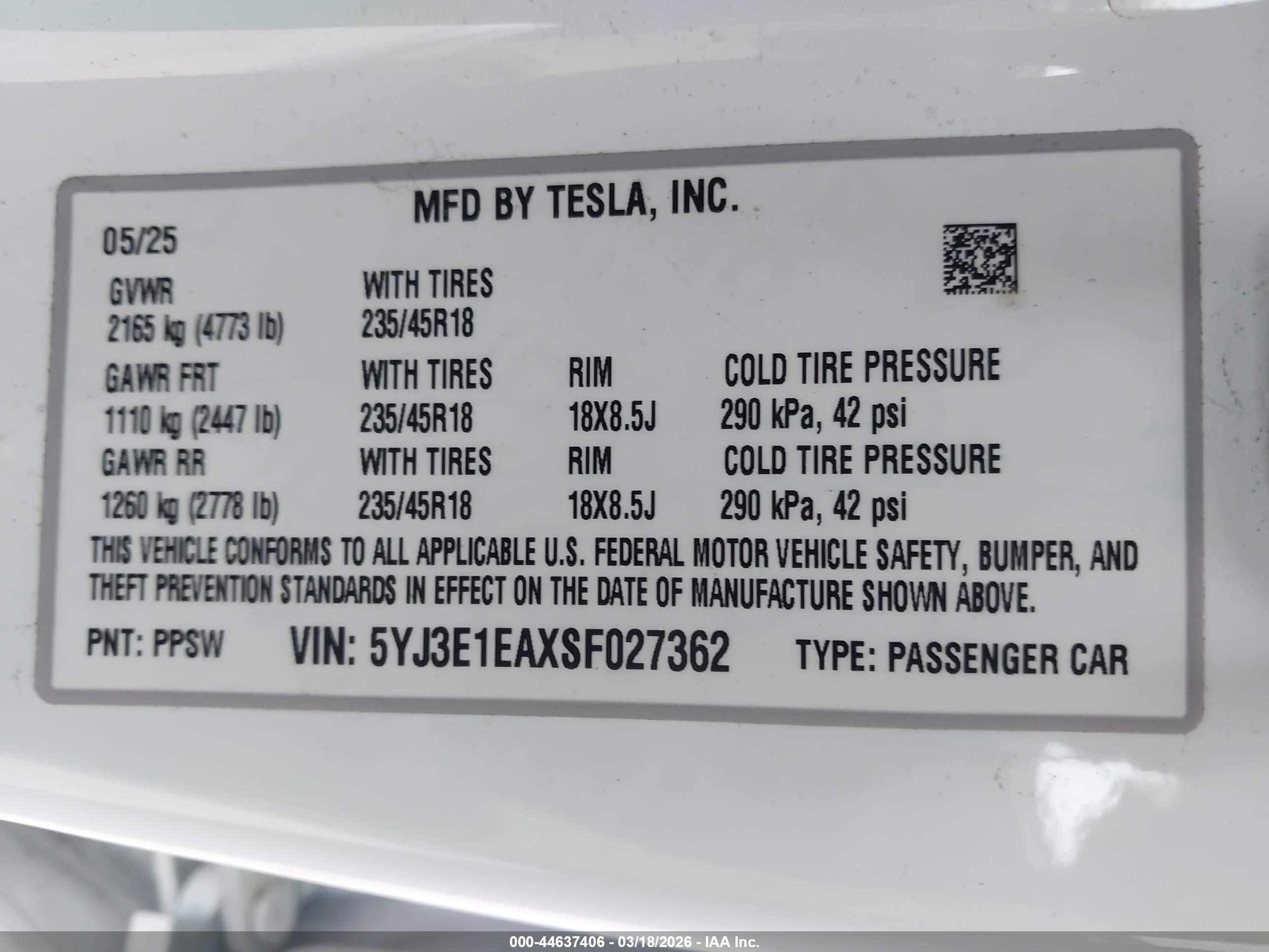 TESLA MODEL image 9