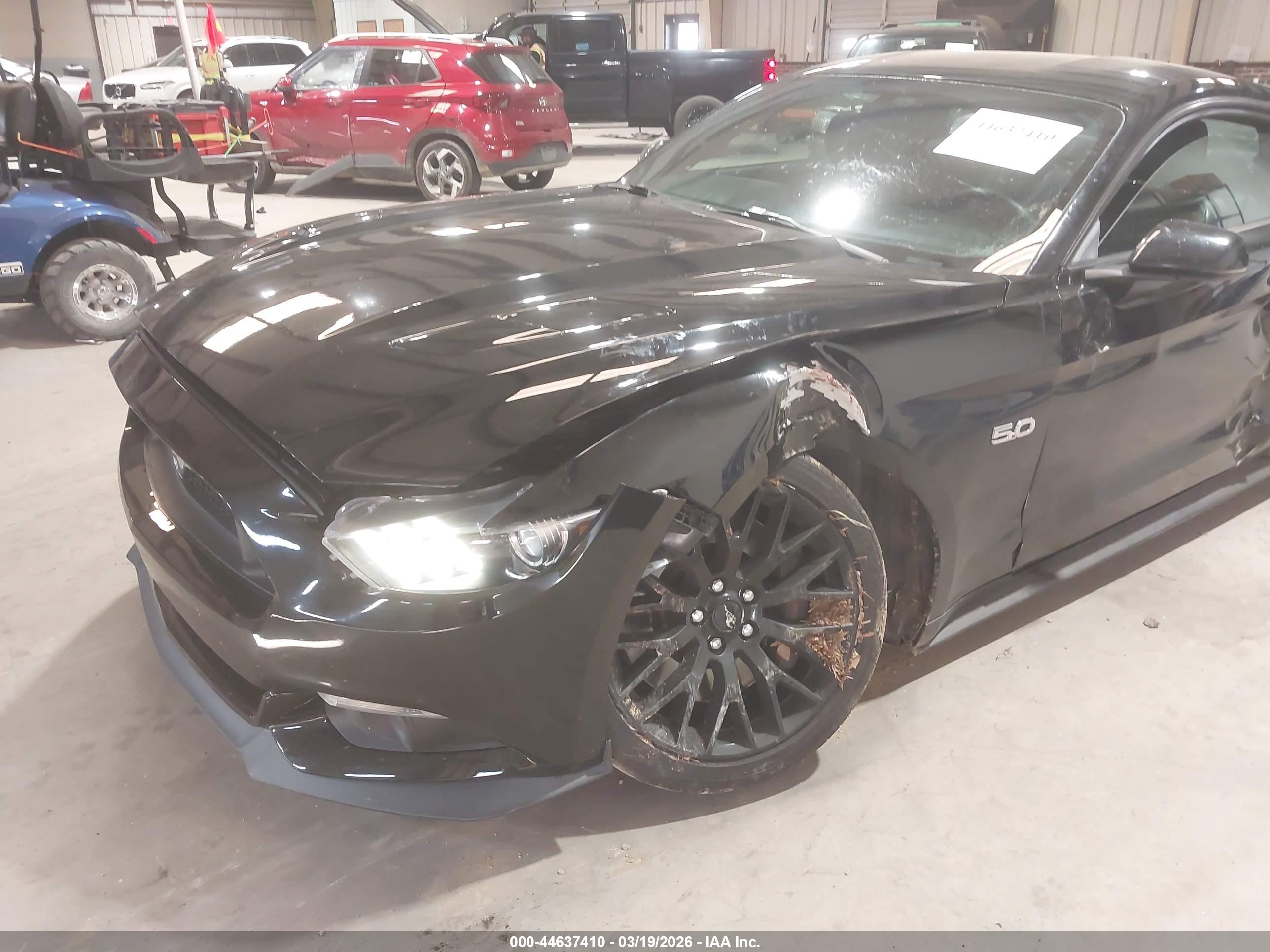 FORD MUSTANG image 6