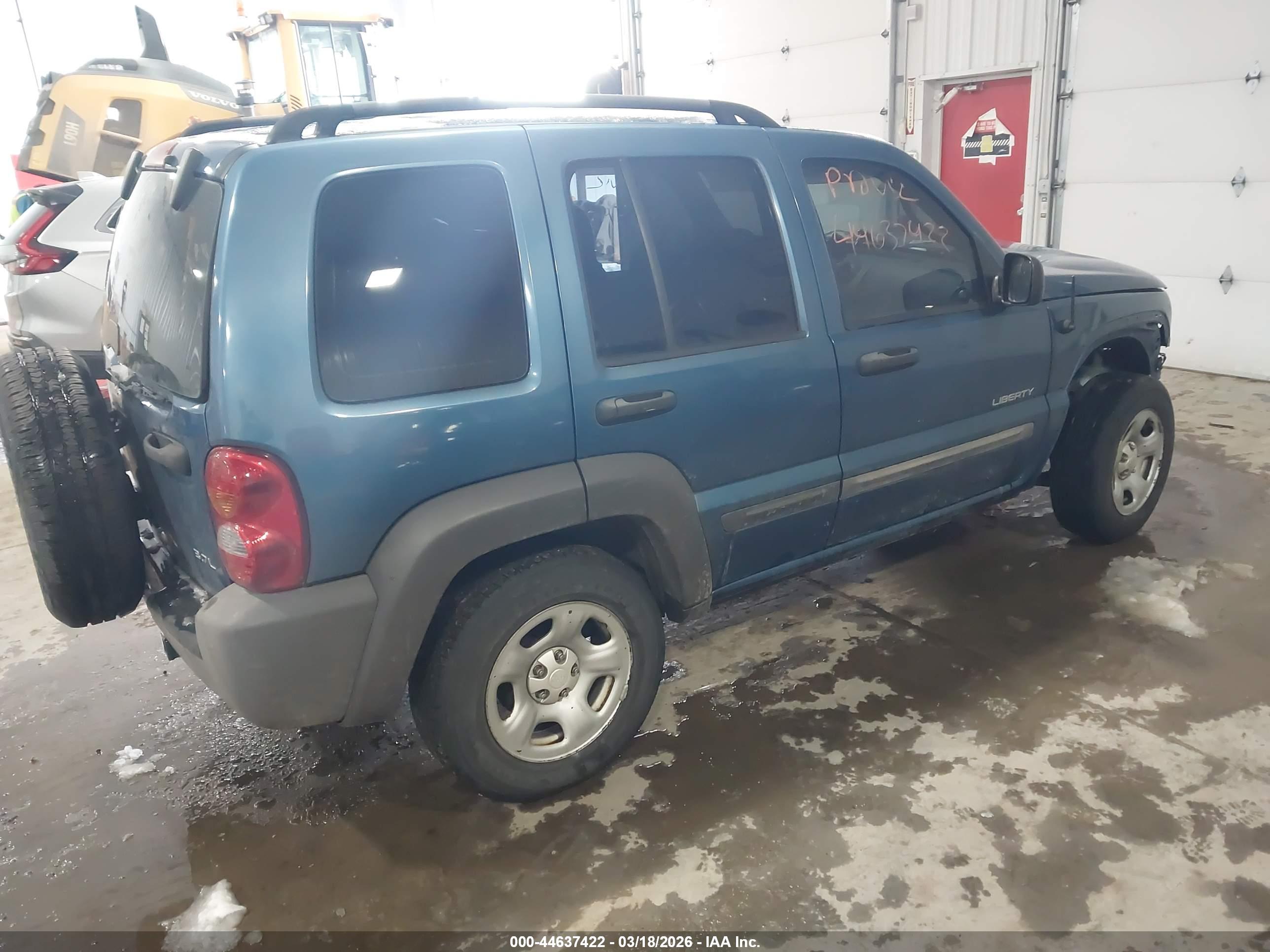 JEEP LIBERTY image 4