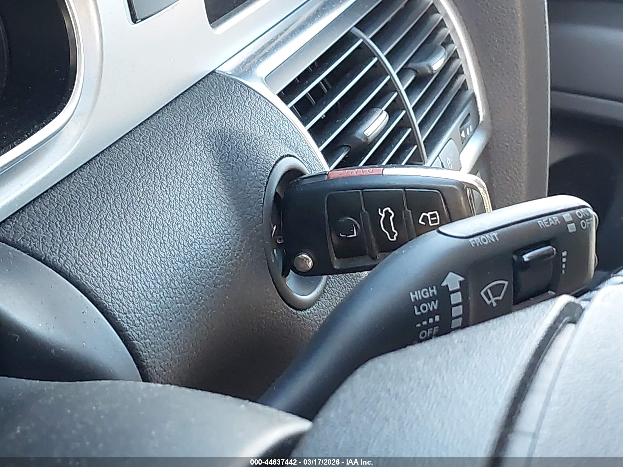 AUDI Q7 image 11
