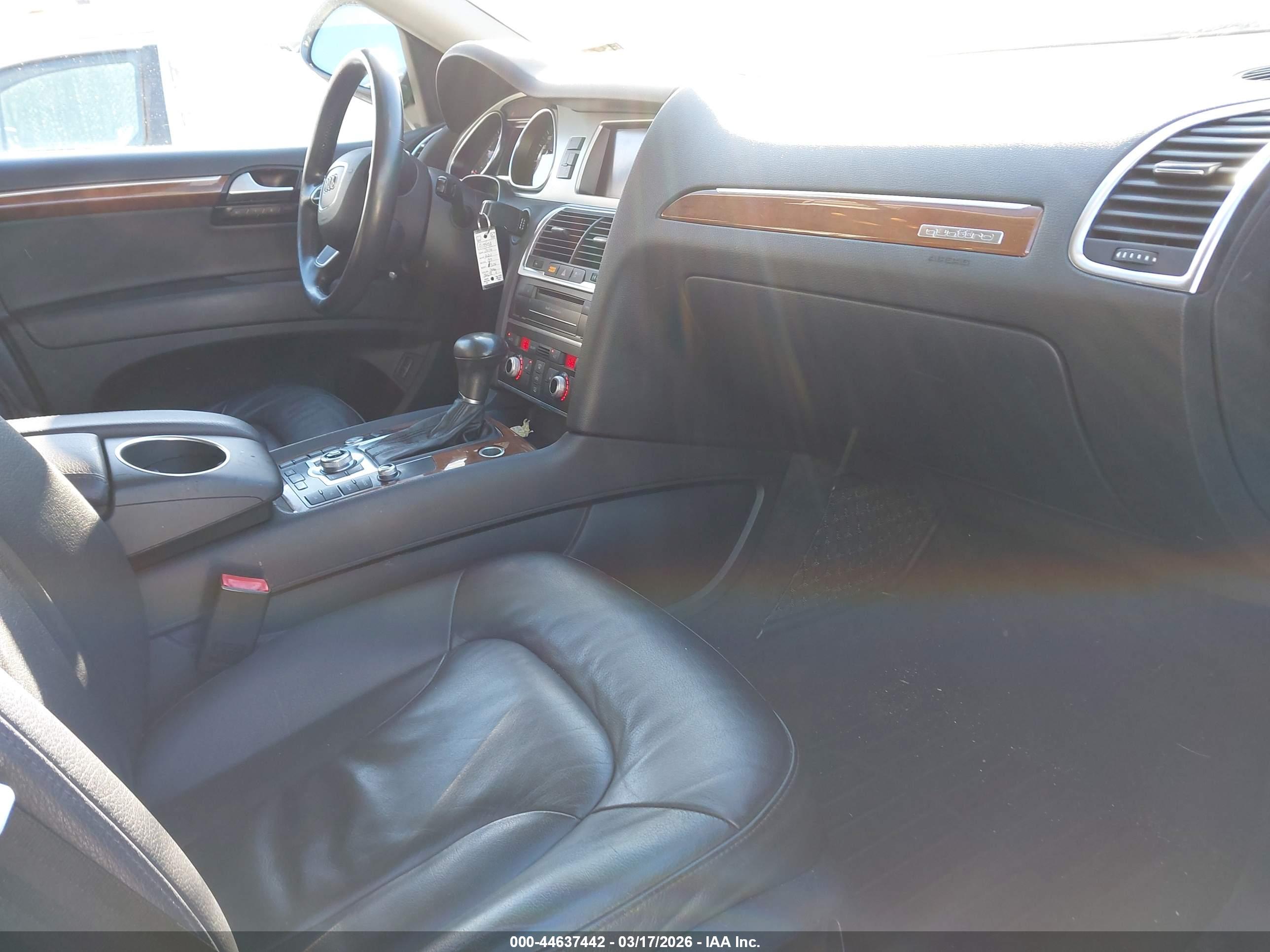 AUDI Q7 image 5