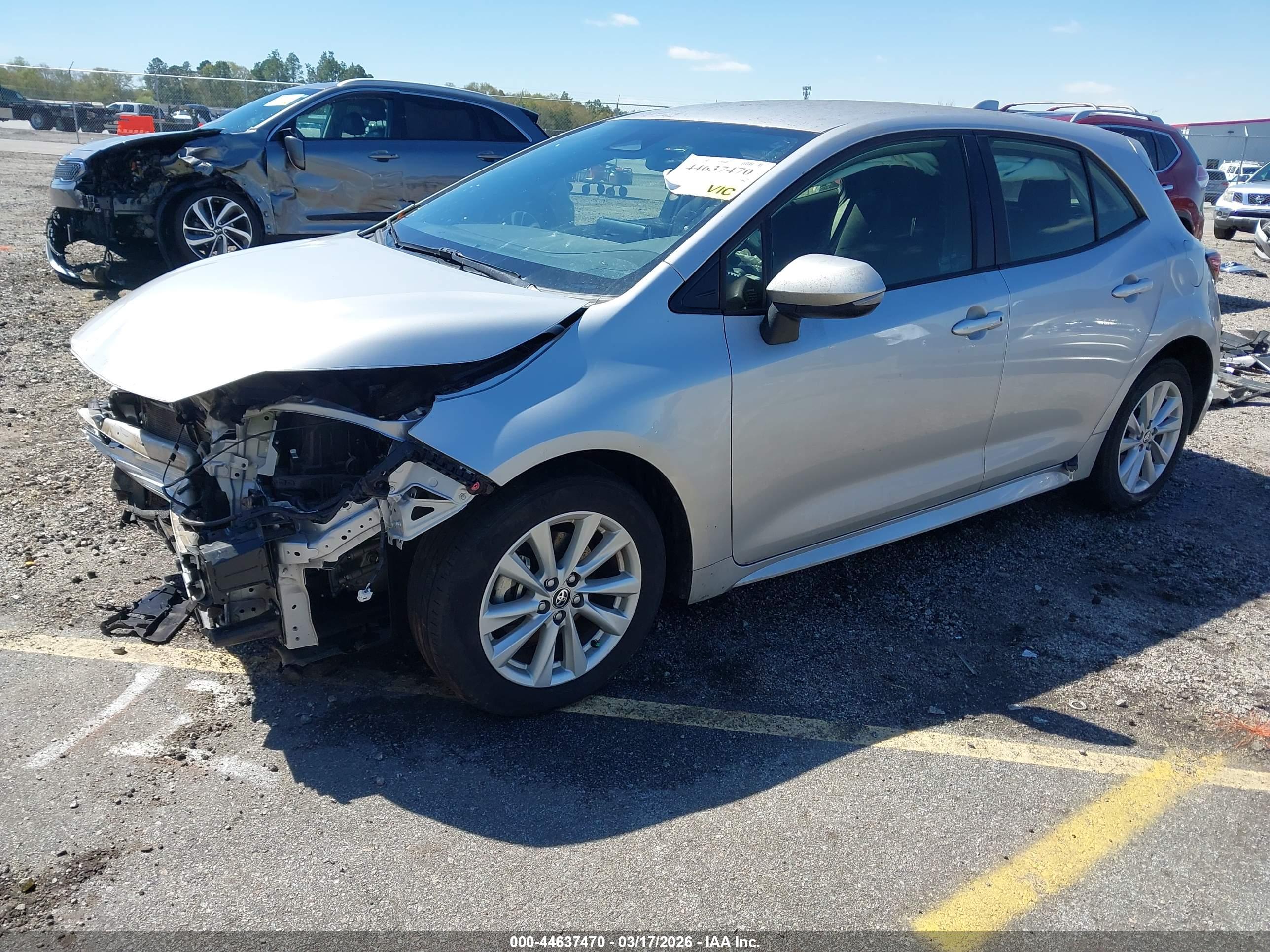 TOYOTA COROLLA image 2