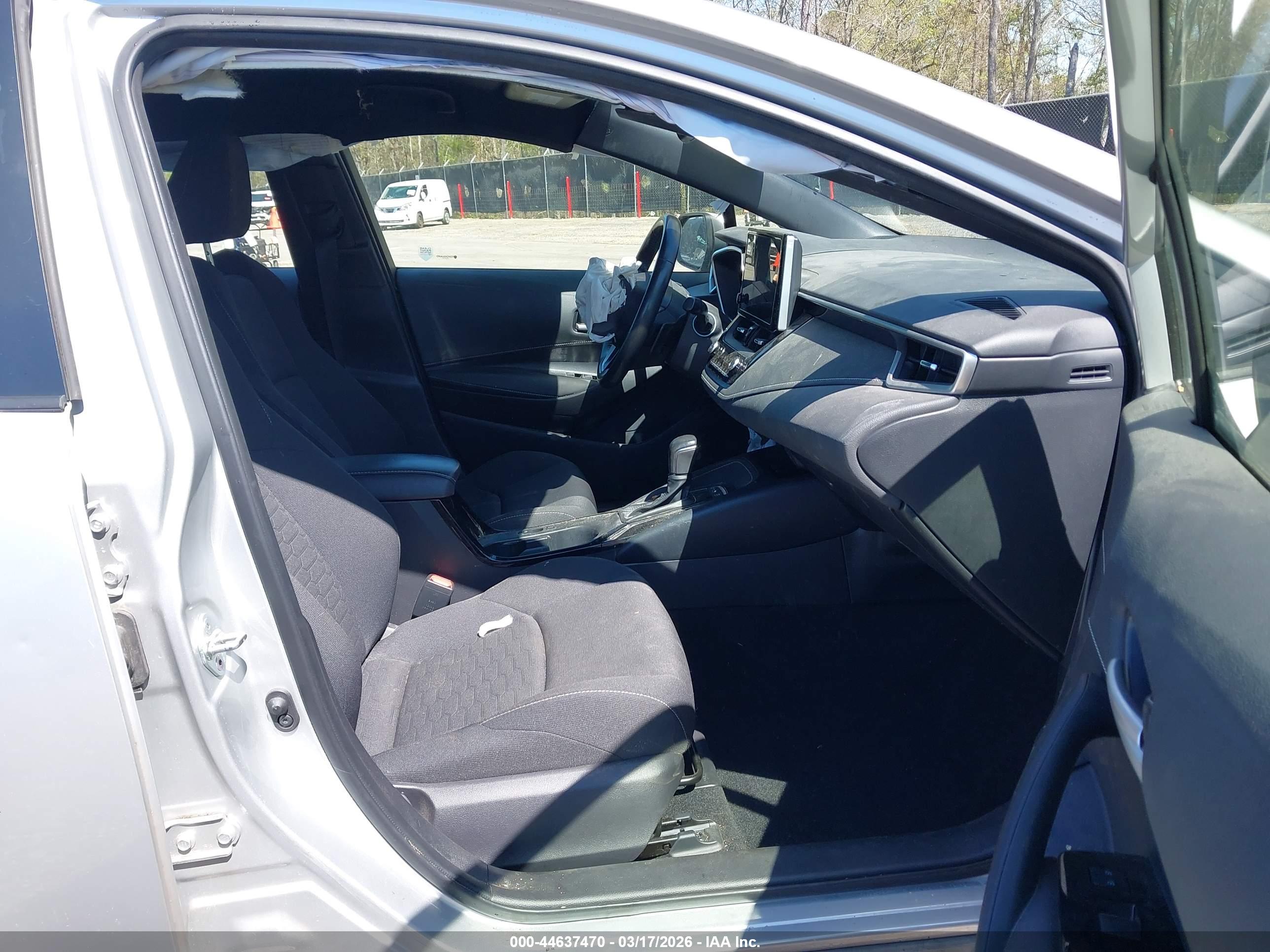 TOYOTA COROLLA image 5