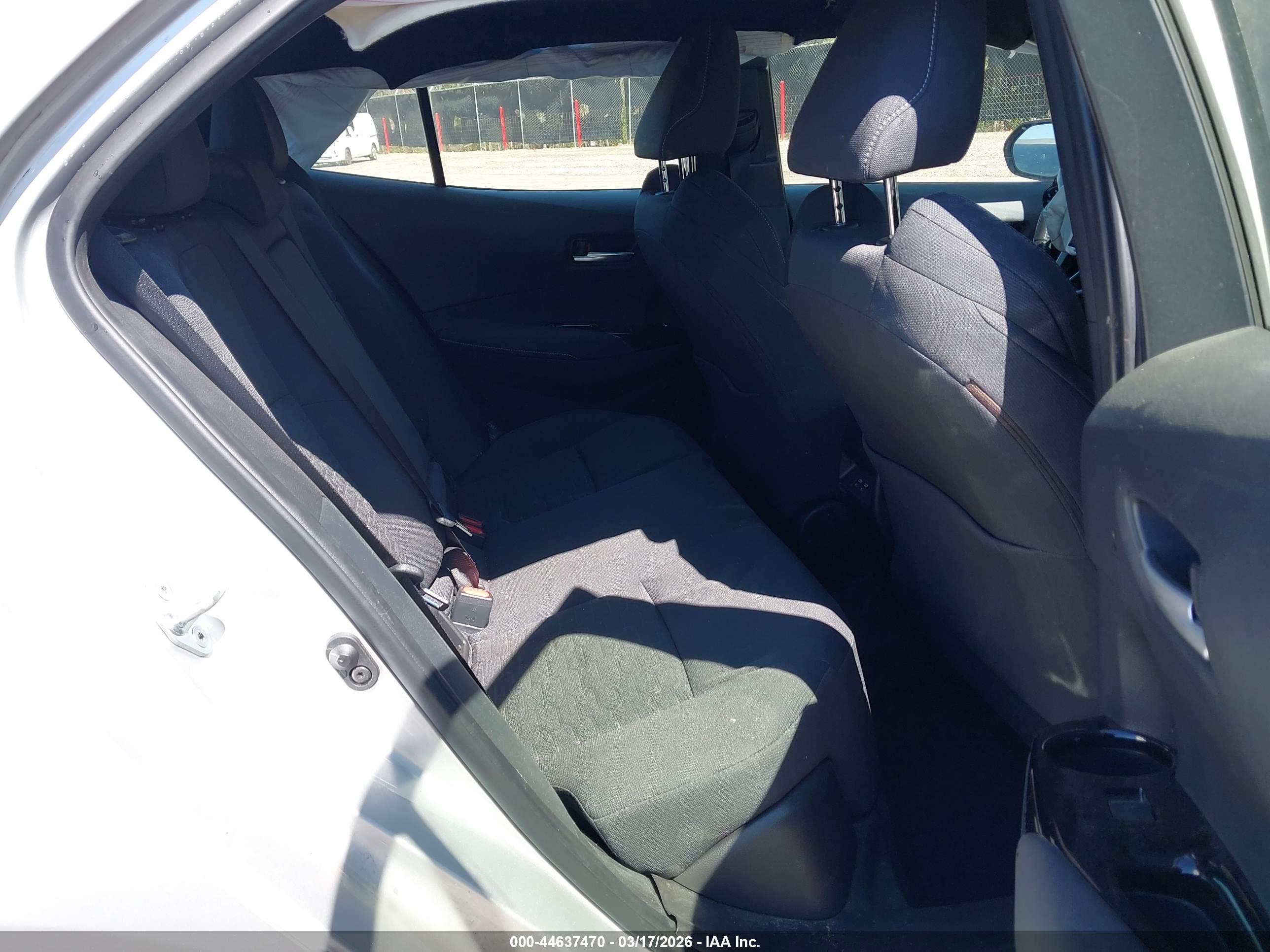 TOYOTA COROLLA image 8