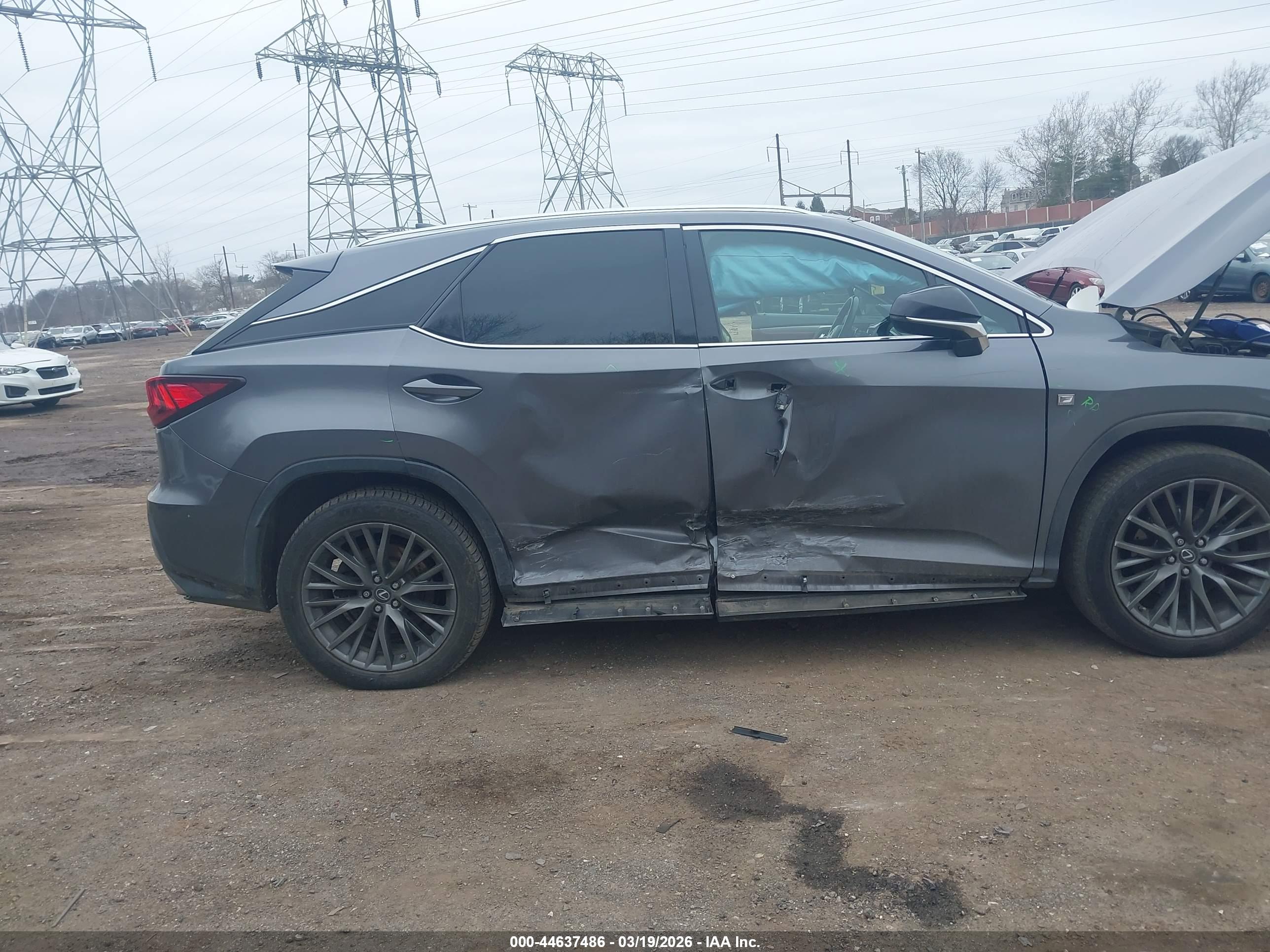 LEXUS RX image 6