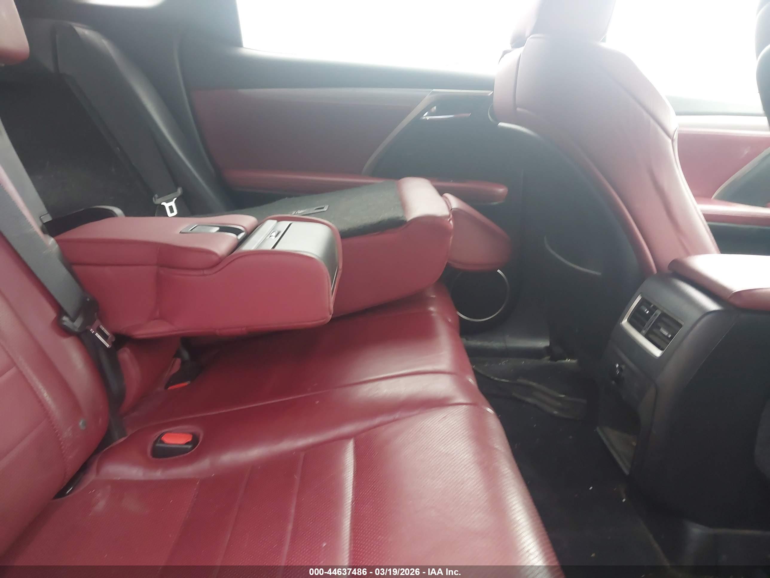 LEXUS RX image 8