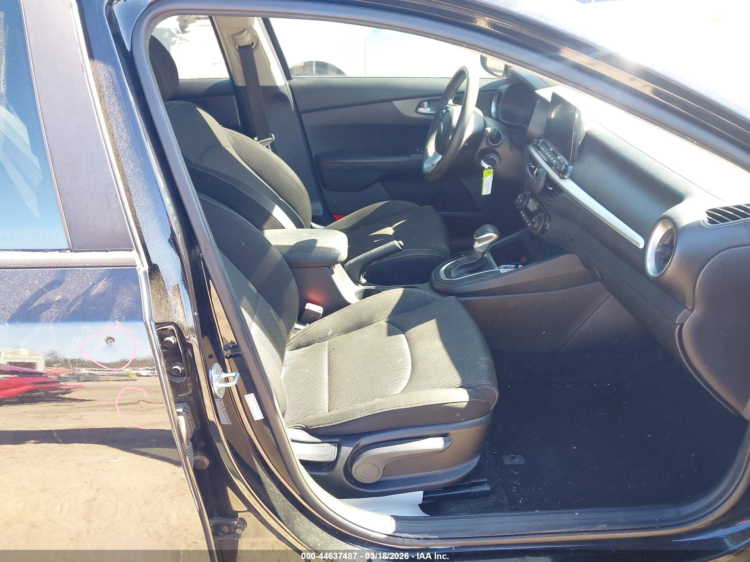 KIA FORTE image 5