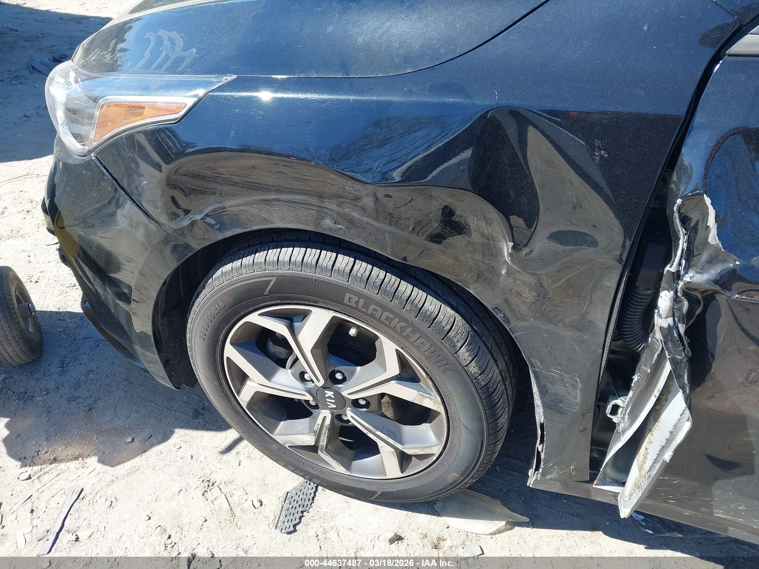 KIA FORTE image 6