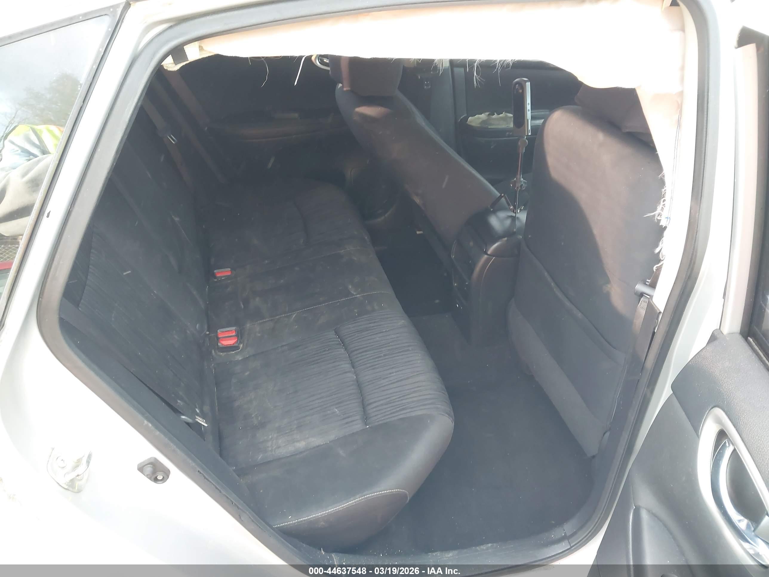 NISSAN SENTRA image 8