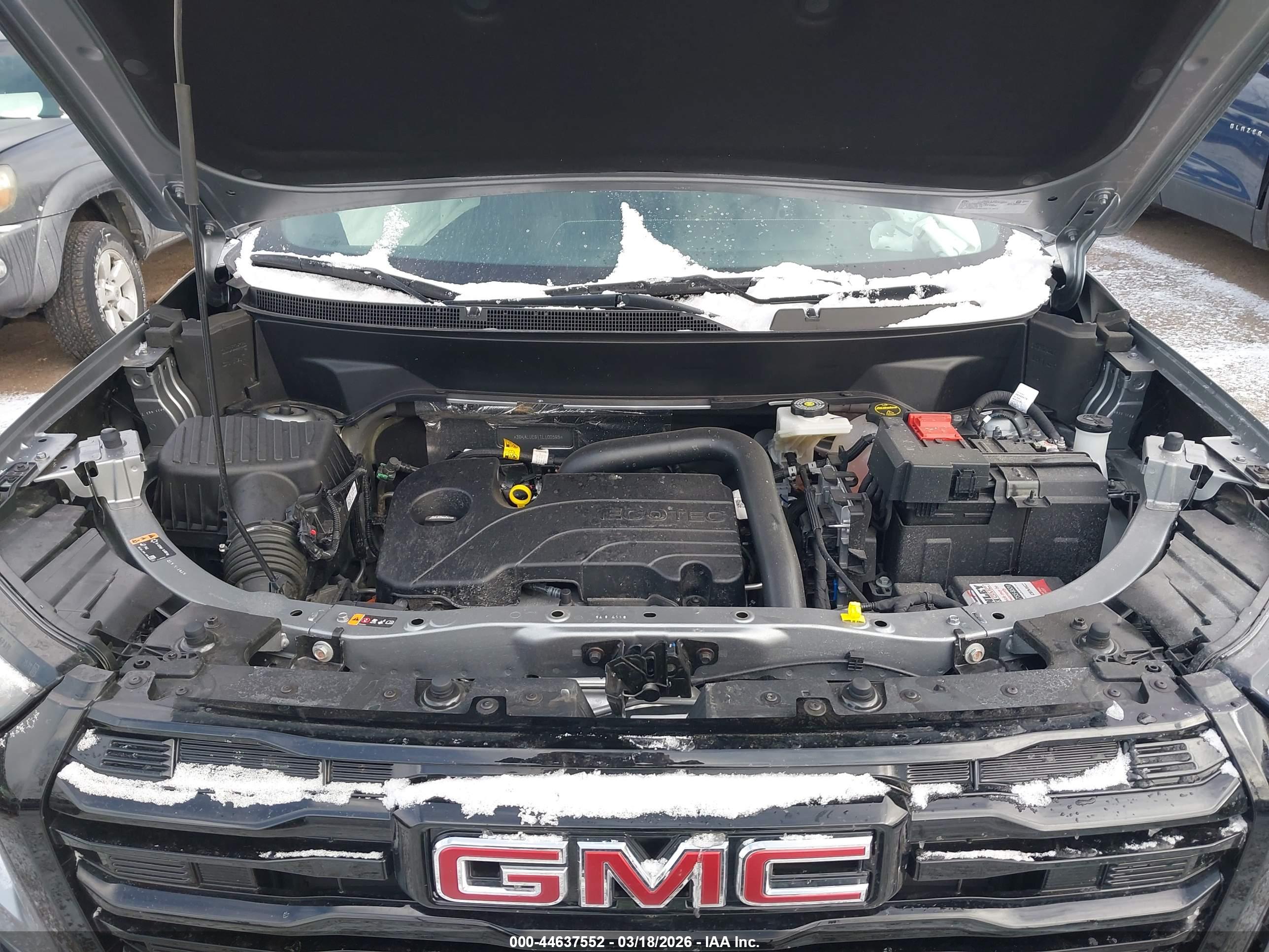 GMC TERRAIN image 10