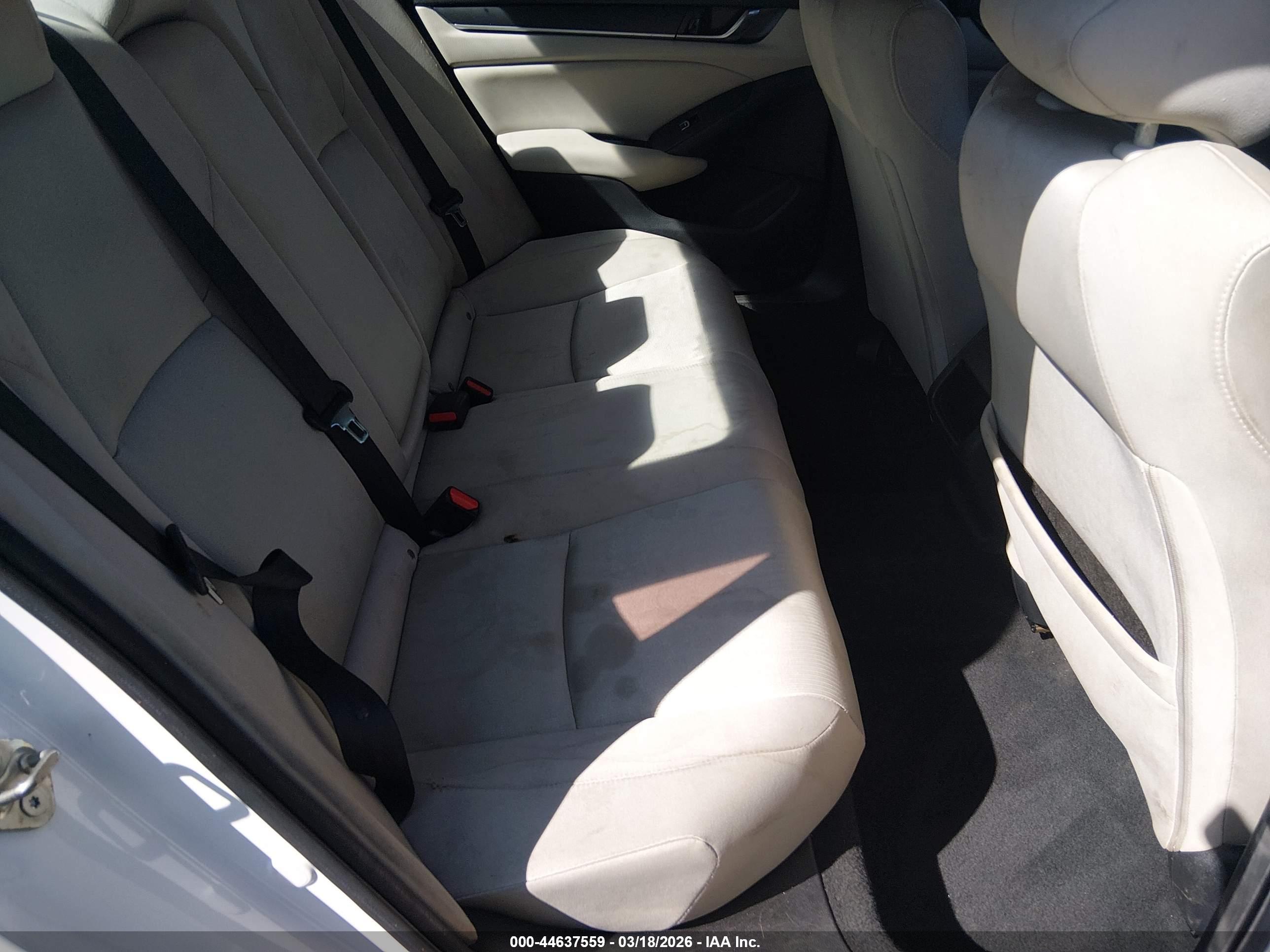 HONDA ACCORD image 8