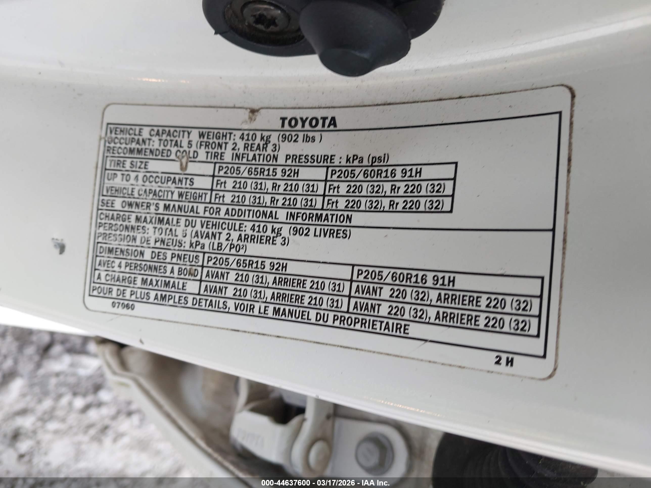 TOYOTA AVALON image 9