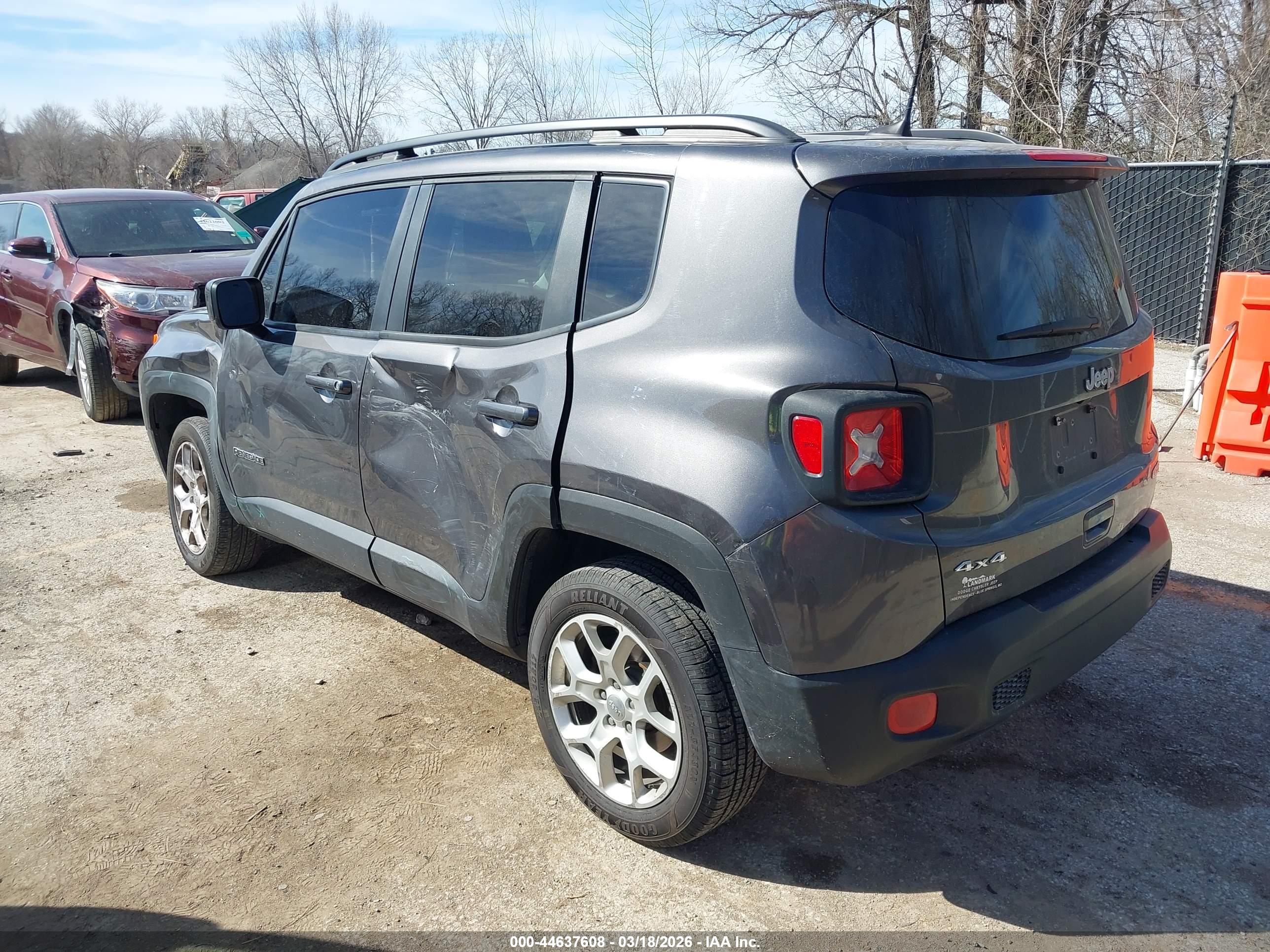JEEP RENEGADE image 3