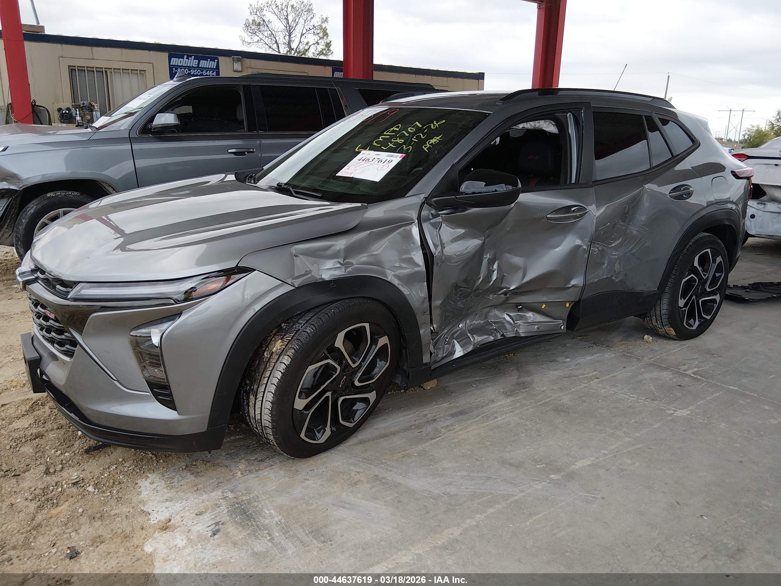 CHEVROLET TRAX image 6