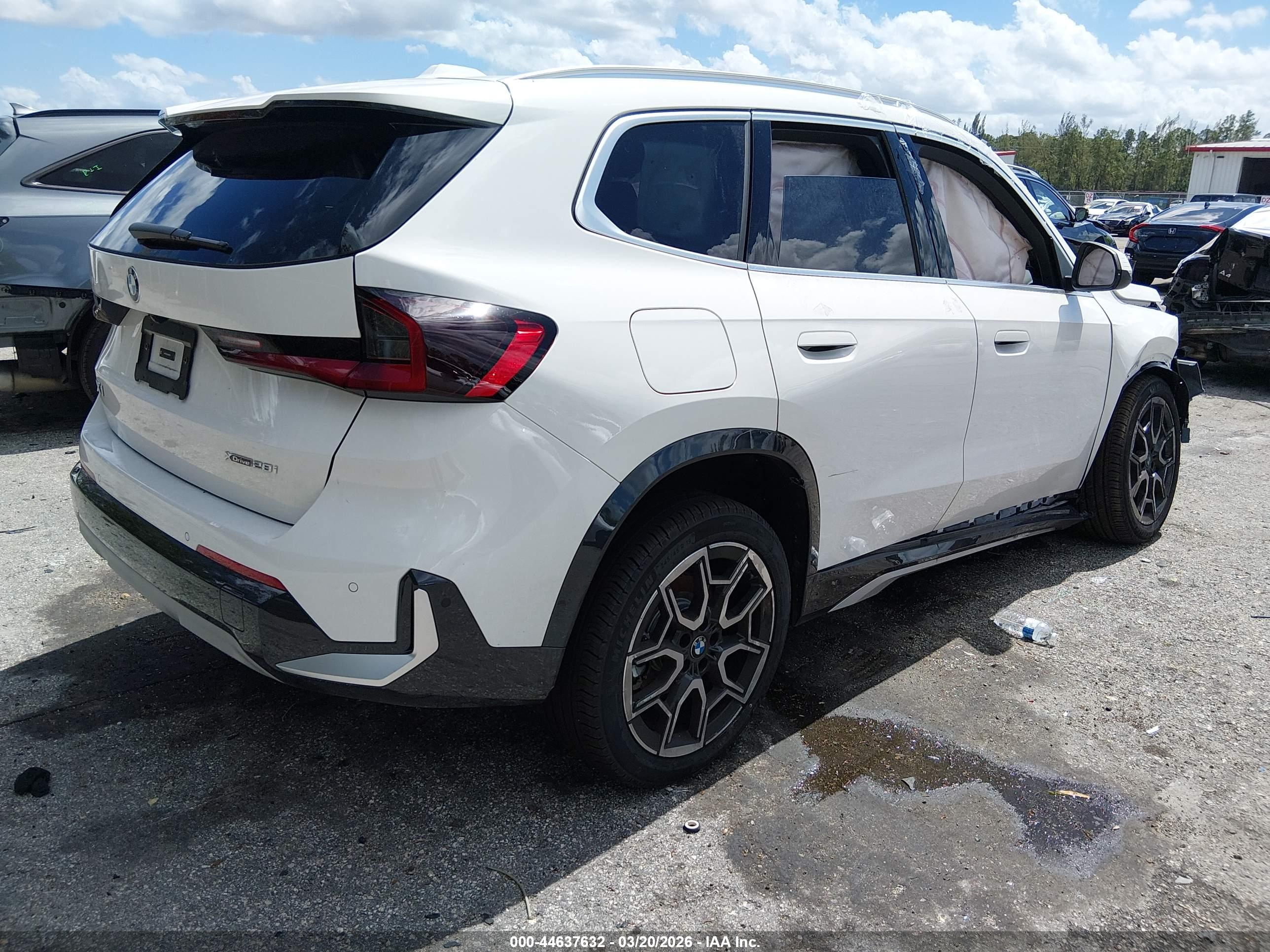 BMW X1 image 4