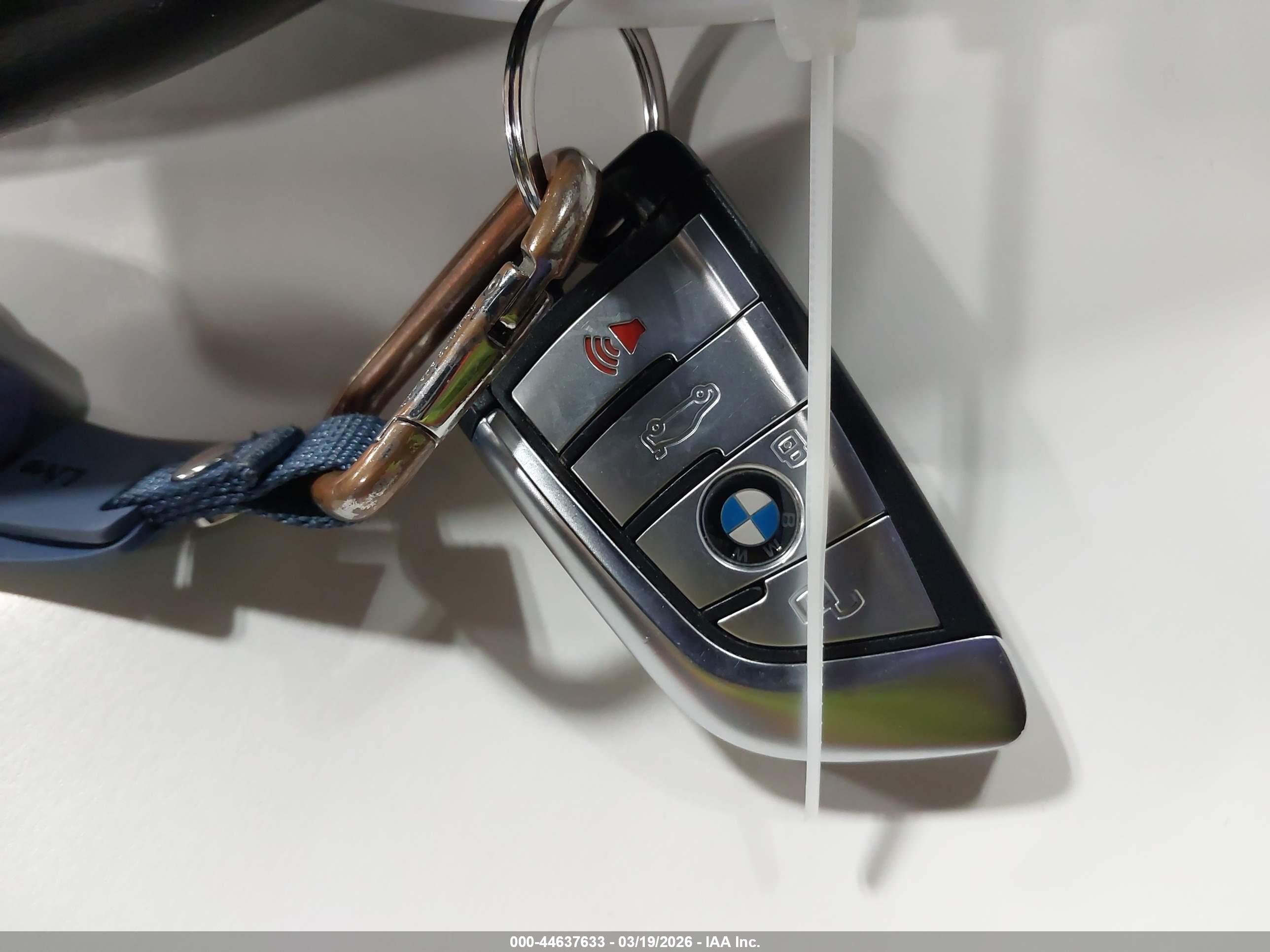 BMW X5 image 11