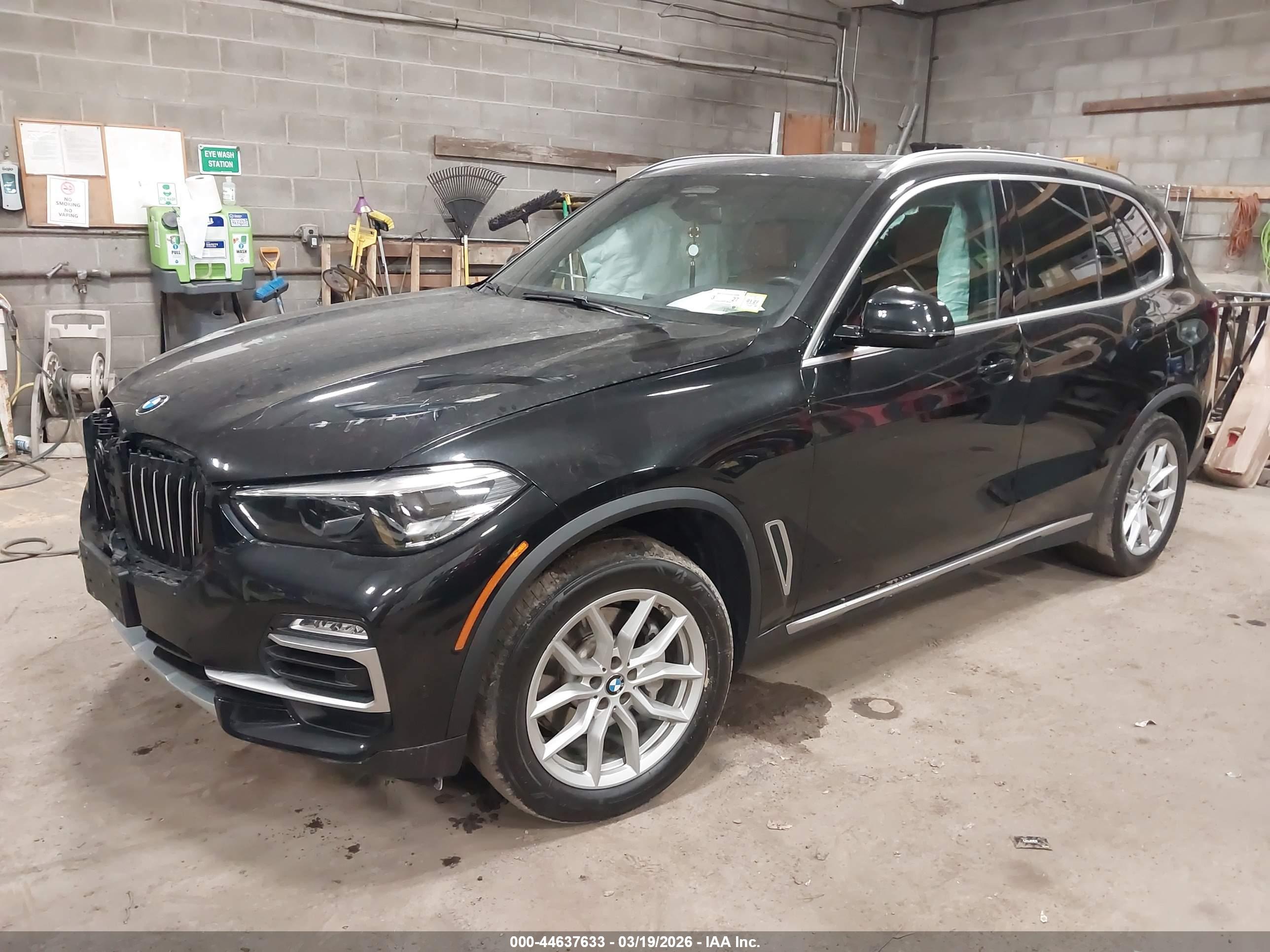 BMW X5 image 2