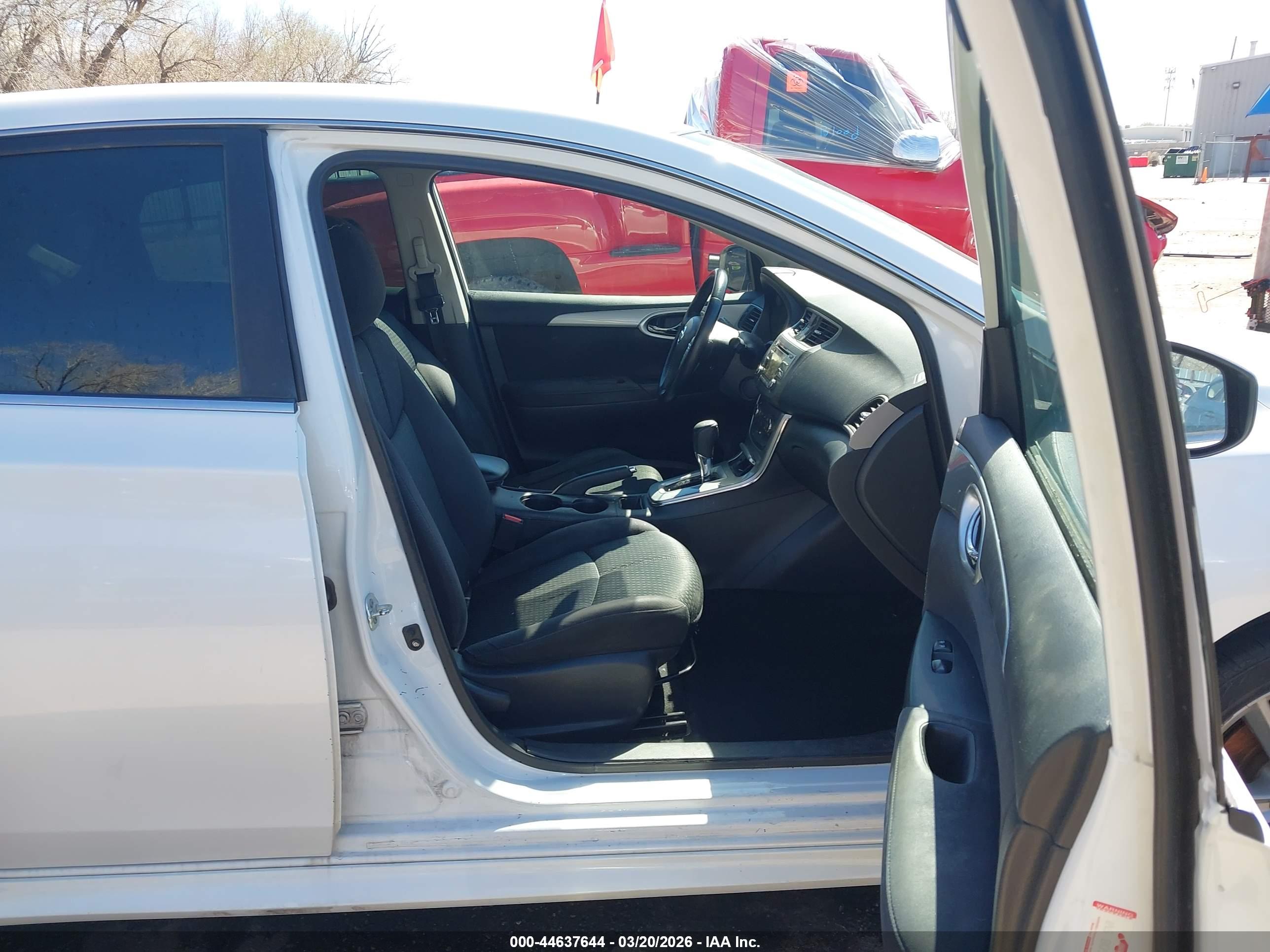 NISSAN SENTRA image 5
