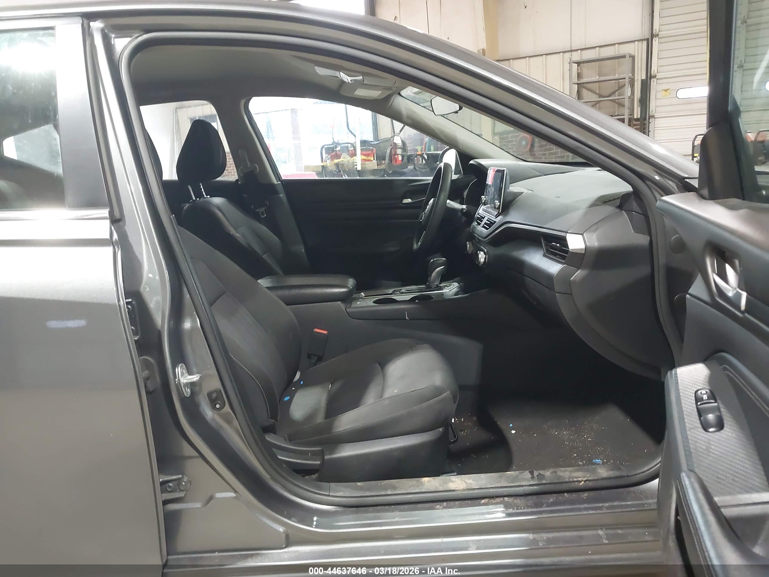 NISSAN ALTIMA image 5