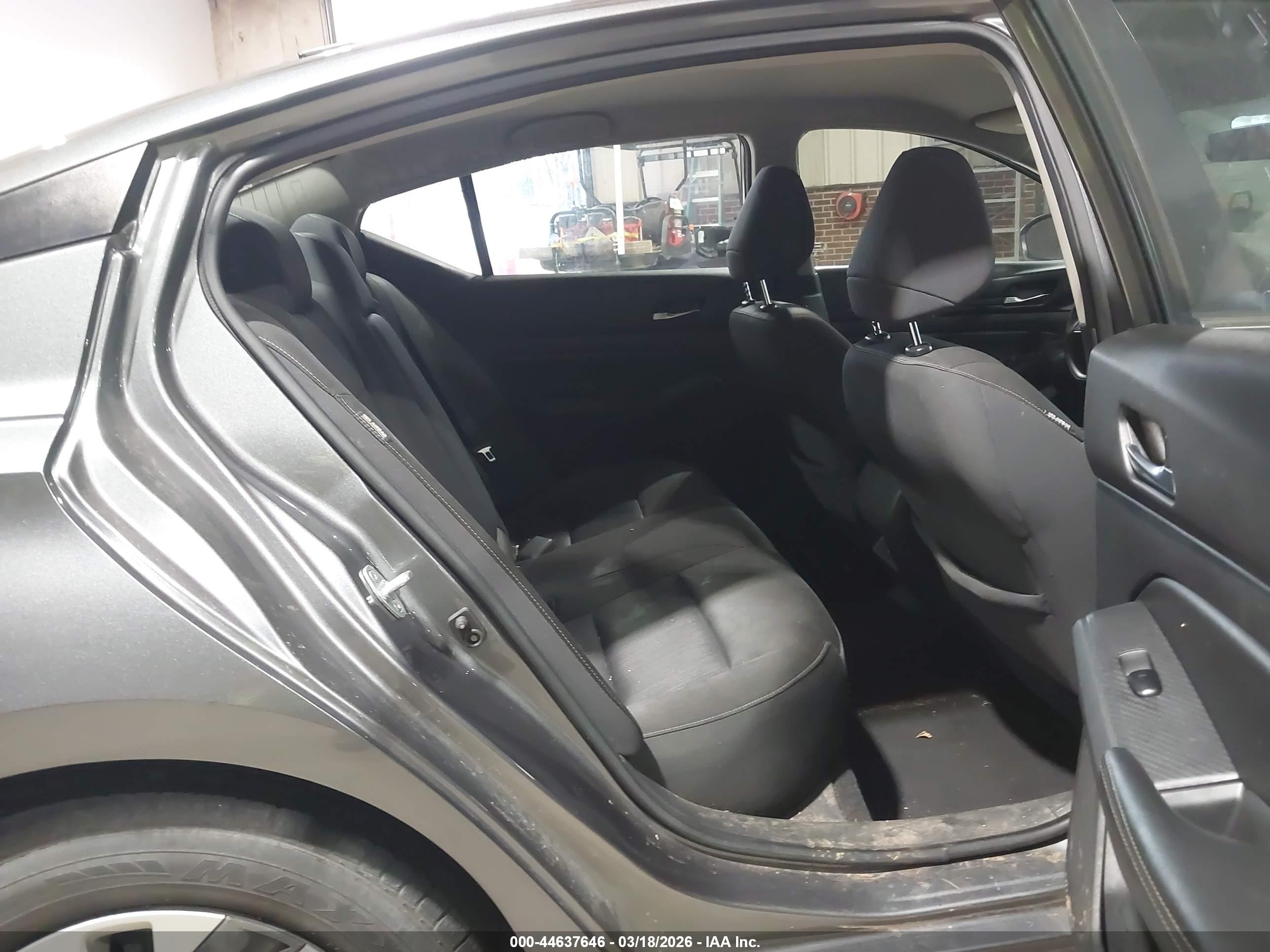 NISSAN ALTIMA image 8
