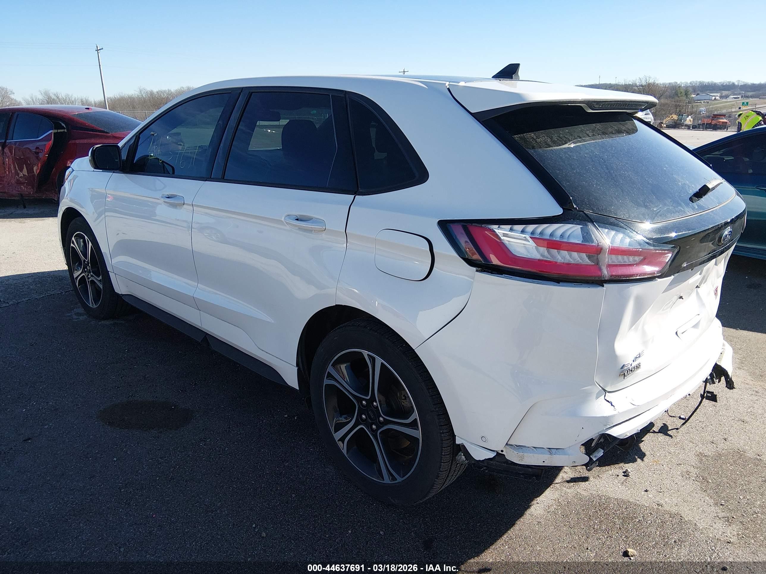 FORD EDGE image 3