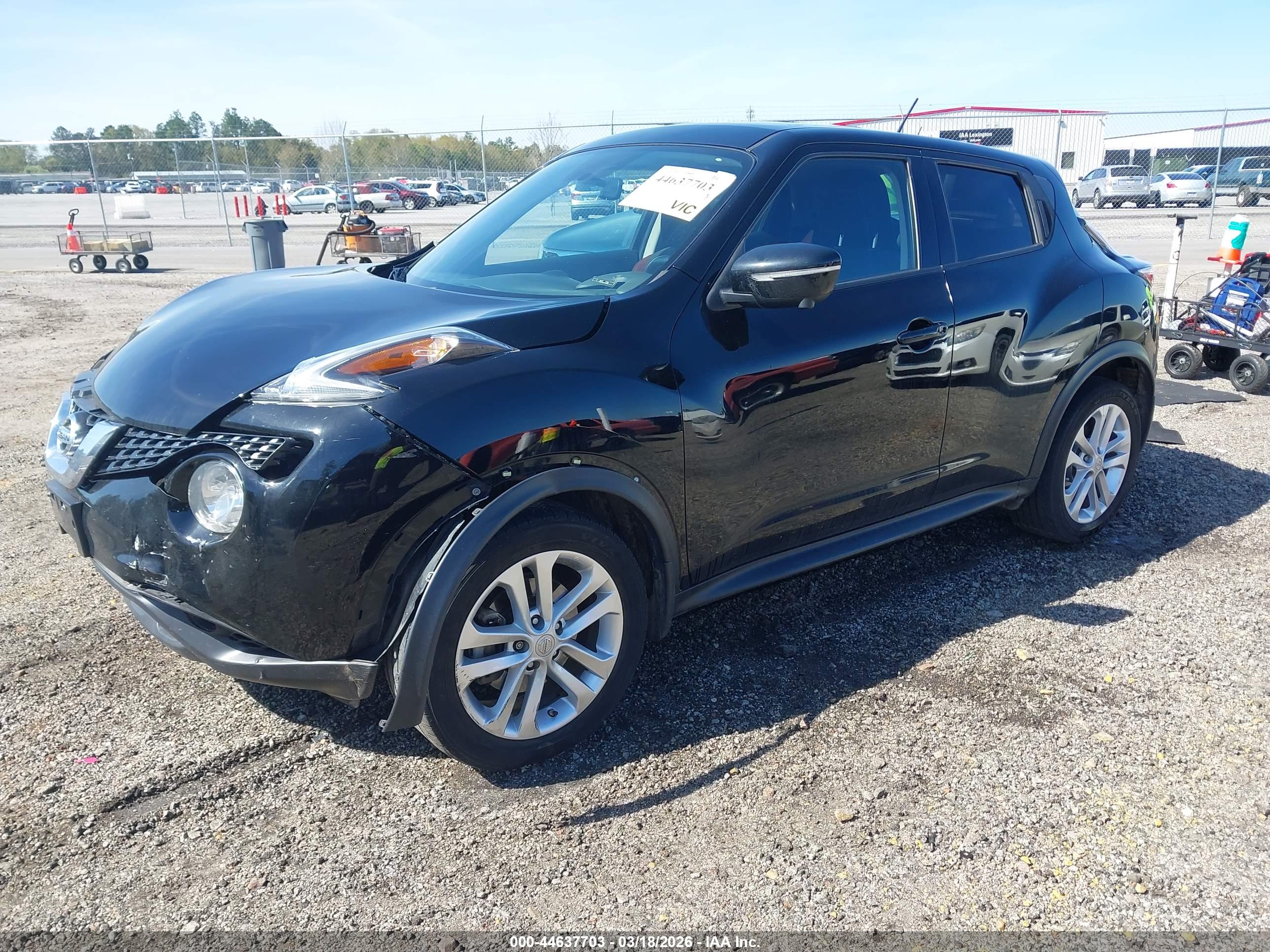NISSAN JUKE image 2