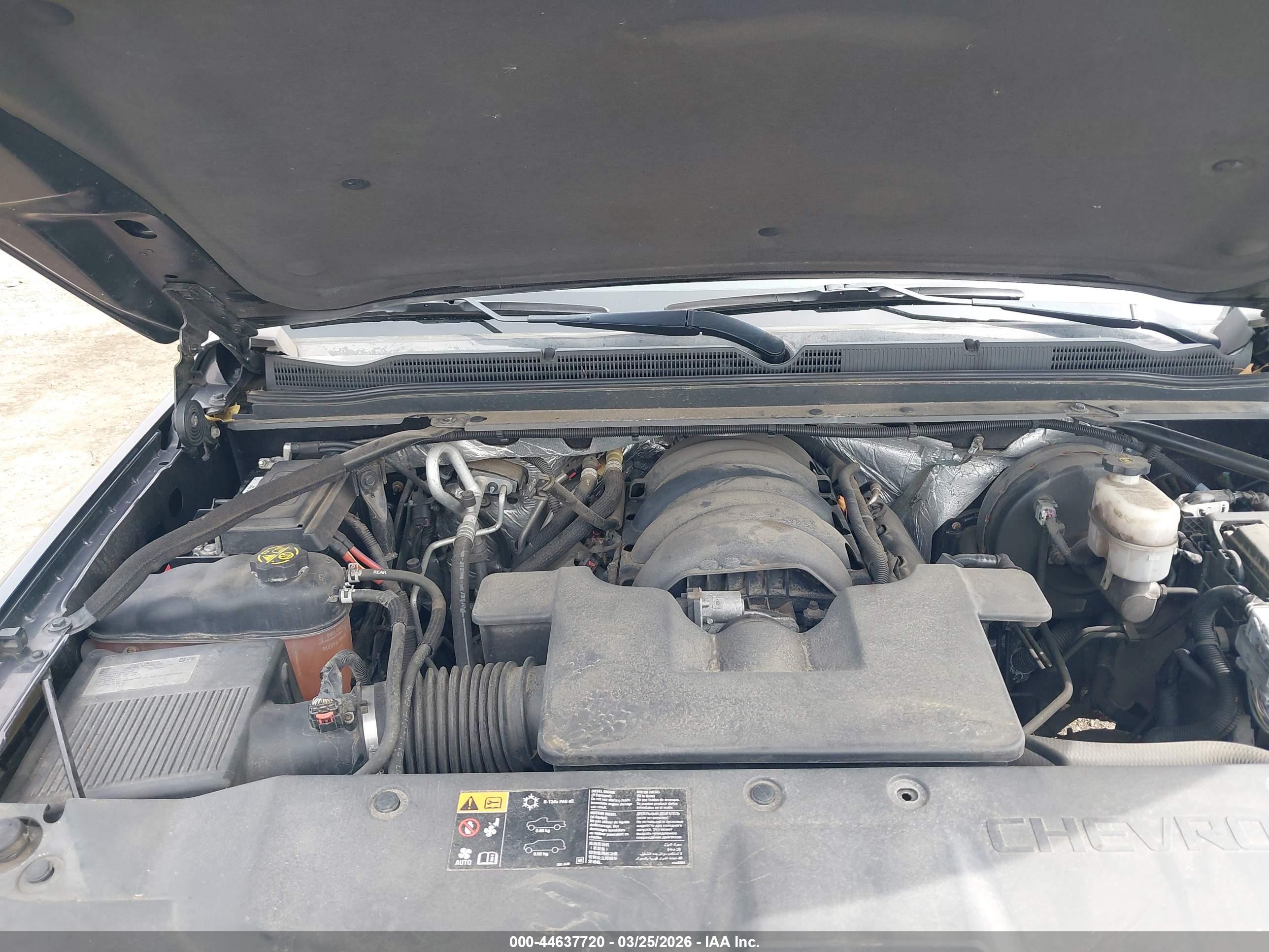 CHEVROLET SUBURBAN image 10