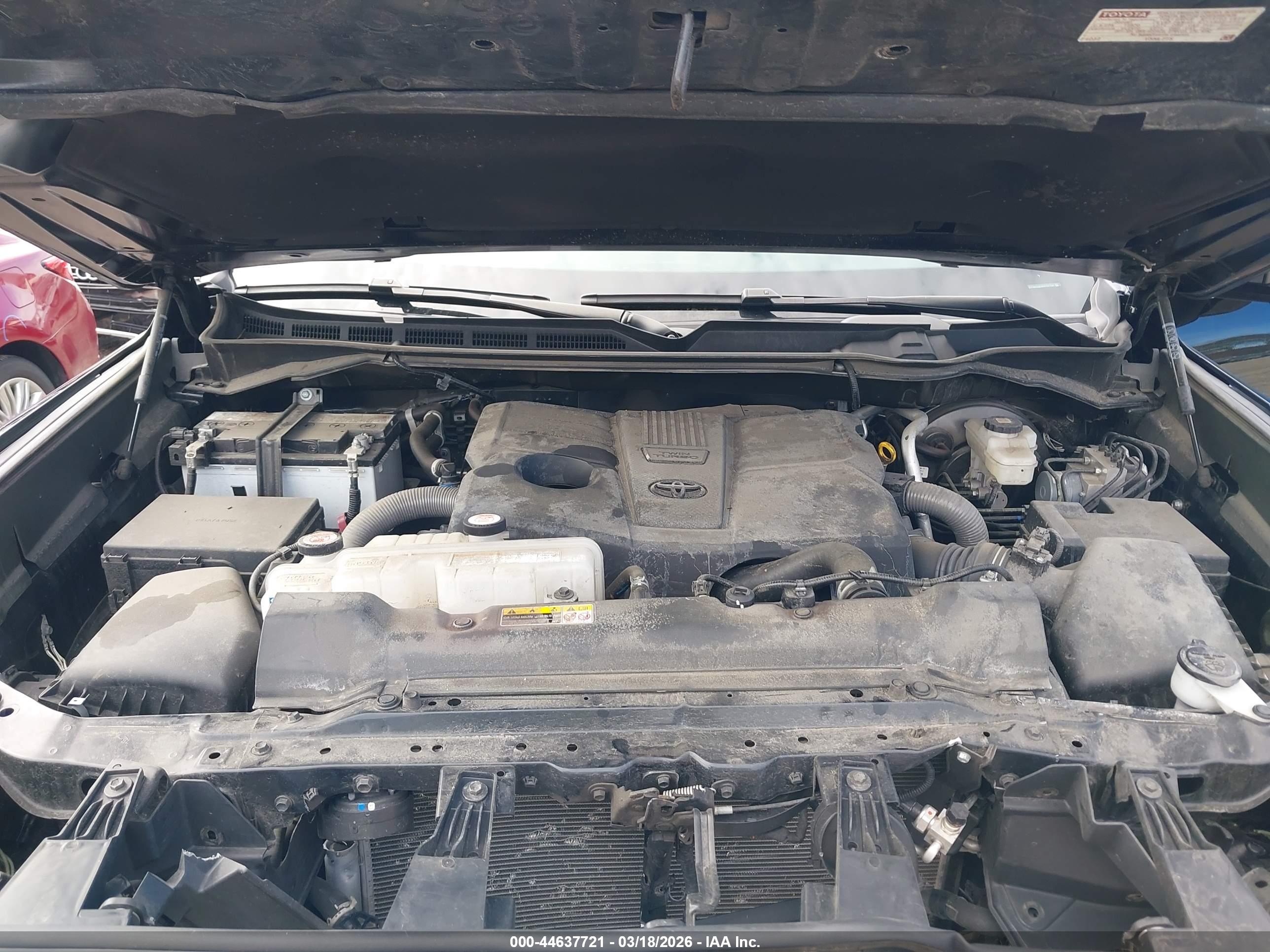 TOYOTA TUNDRA image 10