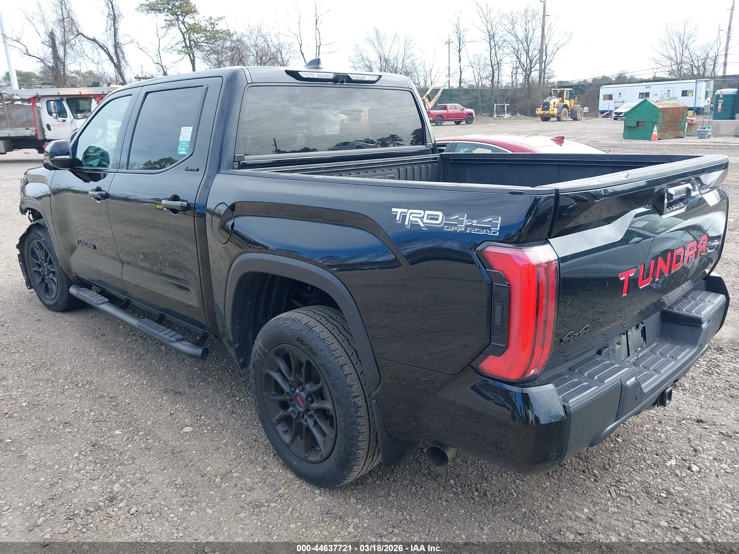 TOYOTA TUNDRA image 3