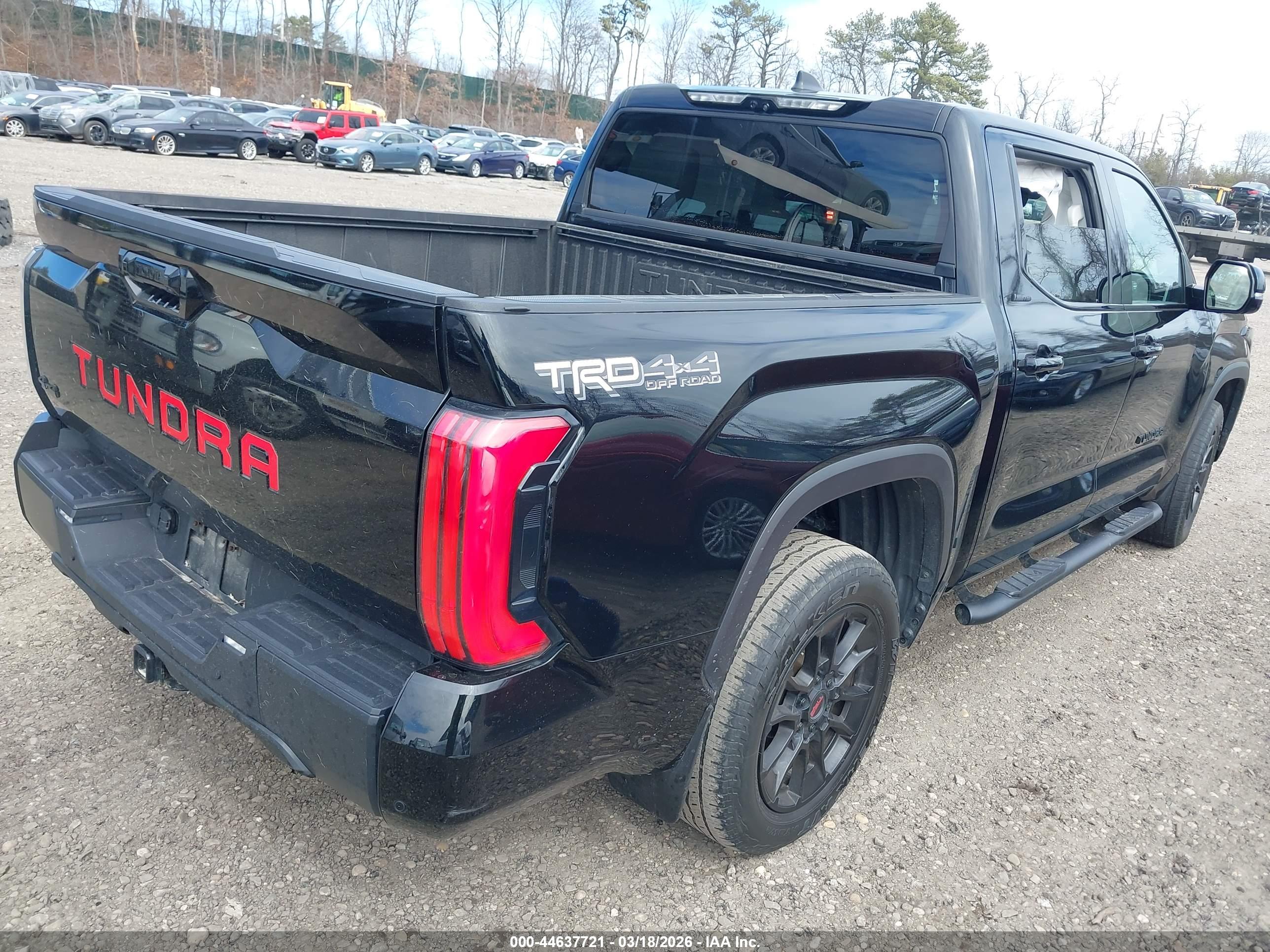TOYOTA TUNDRA image 4