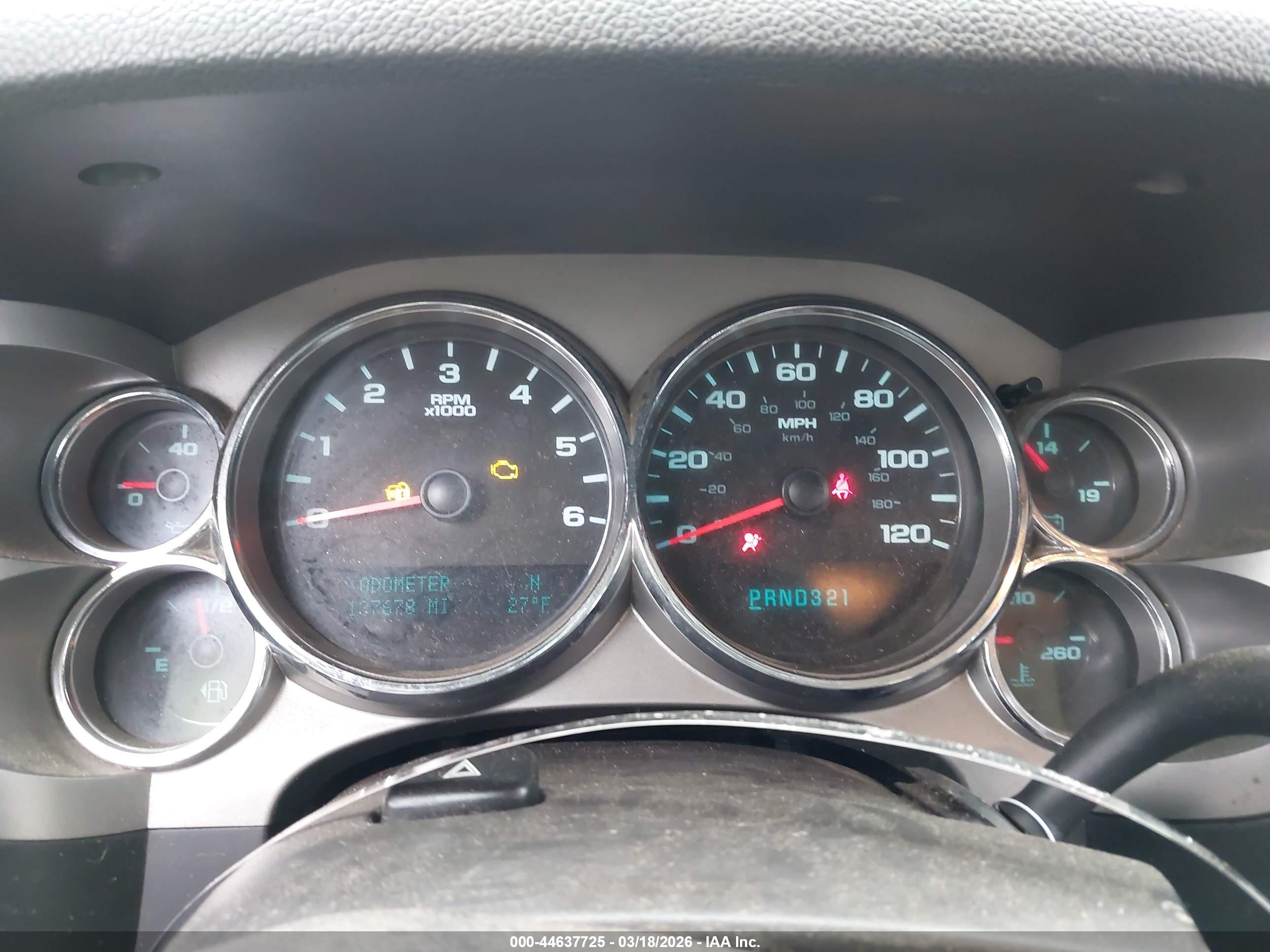 CHEVROLET SILVERADO image 7