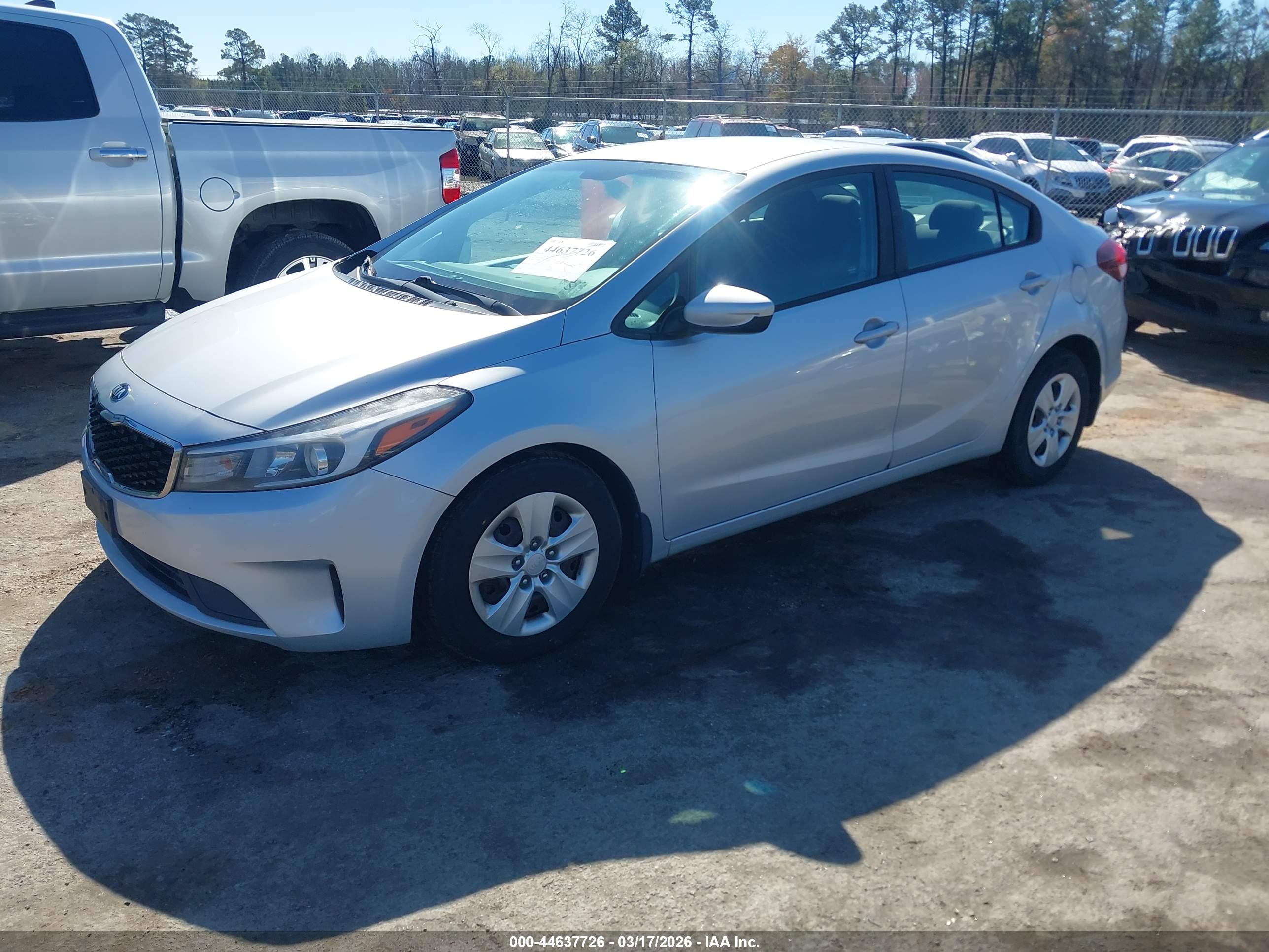 KIA FORTE image 2