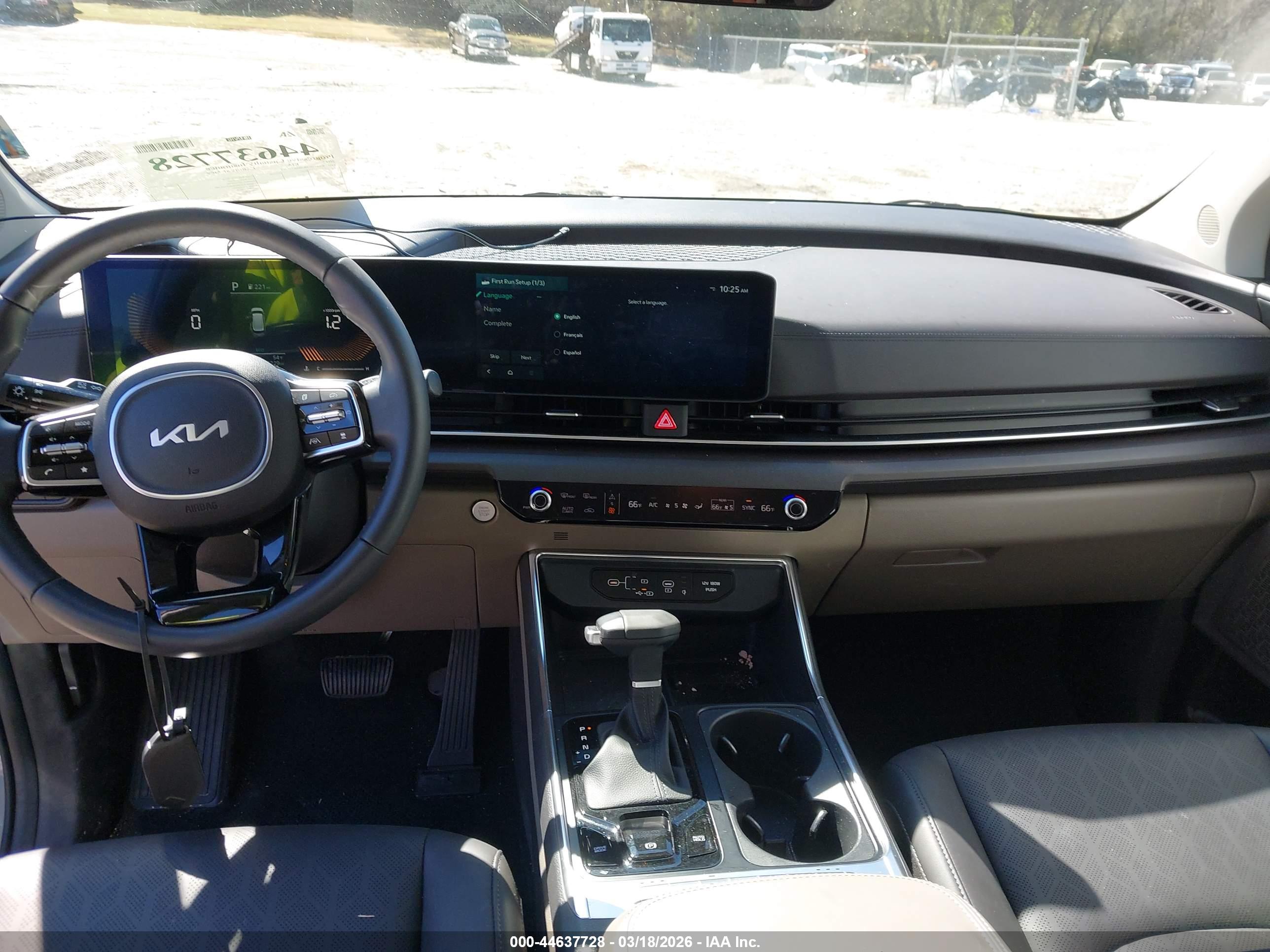 KIA CARNIVAL image 5